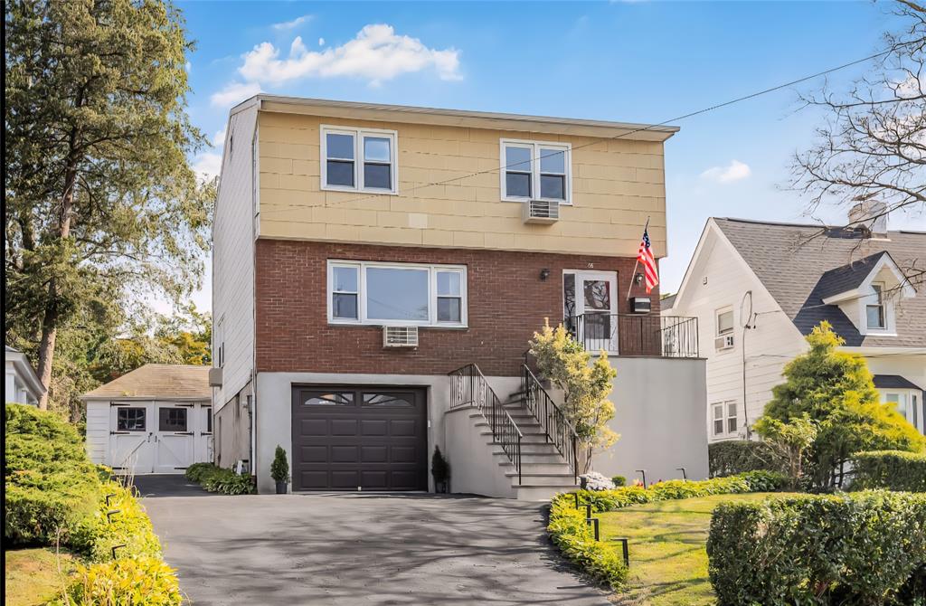 Yonkers, New York, 10701, United States, 3 Bedrooms Bedrooms, ,3 BathroomsBathrooms,Residential,For Sale,1983321