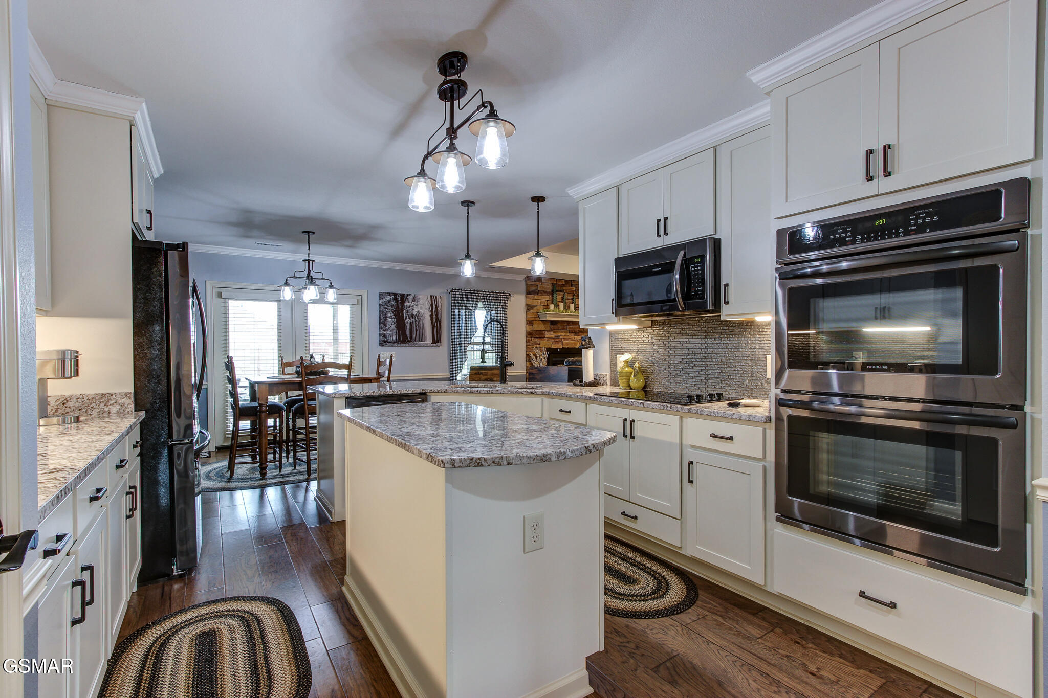 Walland, Tennessee, 37886, United States, 3 Bedrooms Bedrooms, ,2 BathroomsBathrooms,Residential,For Sale,2010982