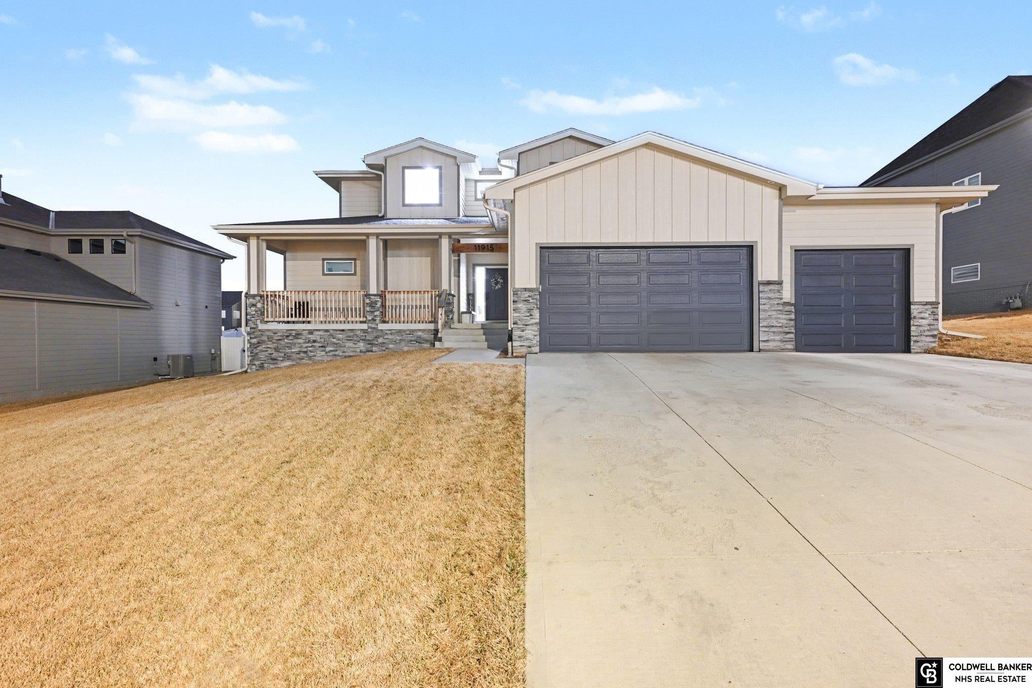 109th St, Papillion, NE 68046