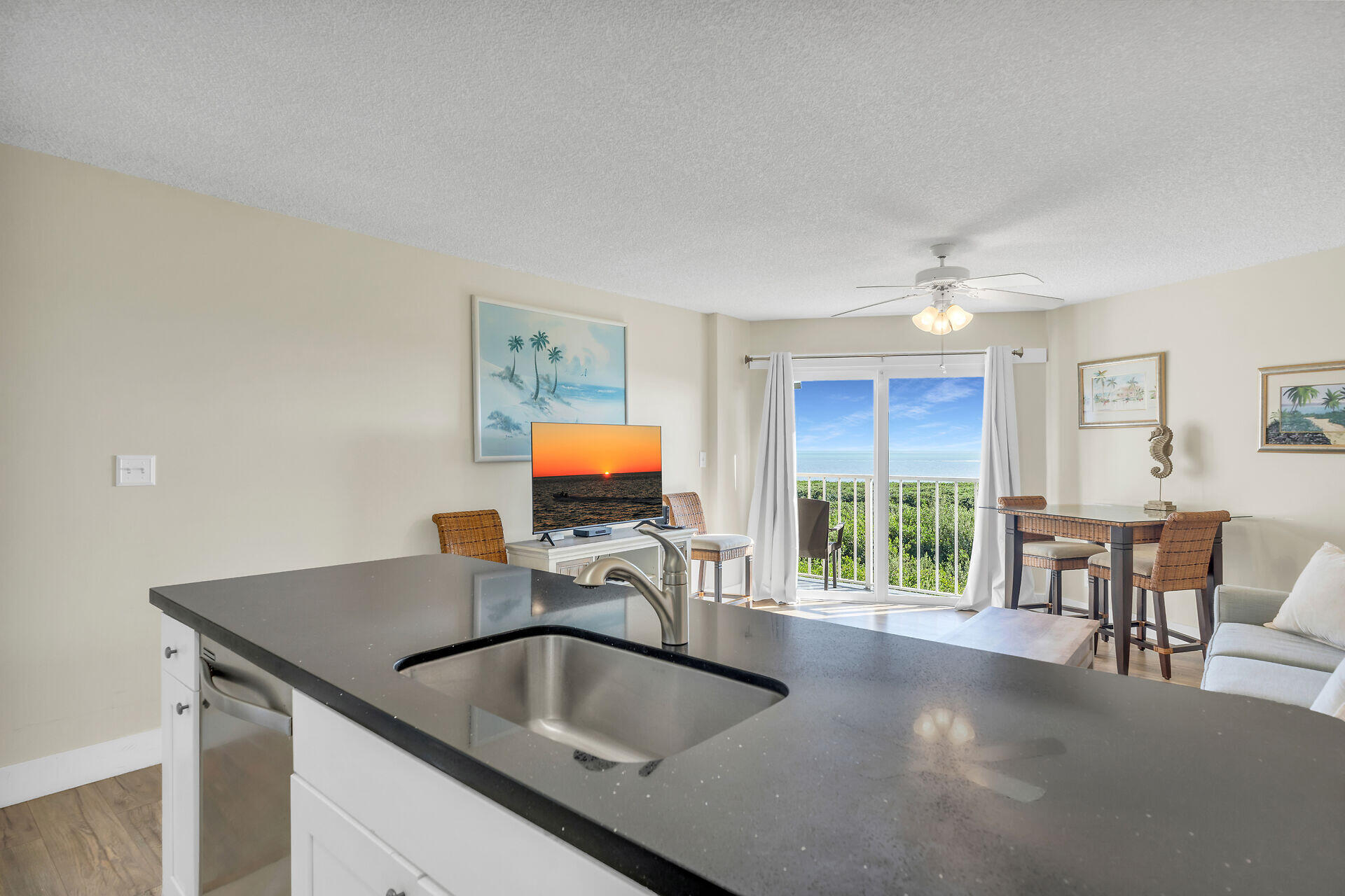 Tavernier, Florida, 33070, United States, 2 Bedrooms Bedrooms, ,2 BathroomsBathrooms,Residential,For Sale,1877251