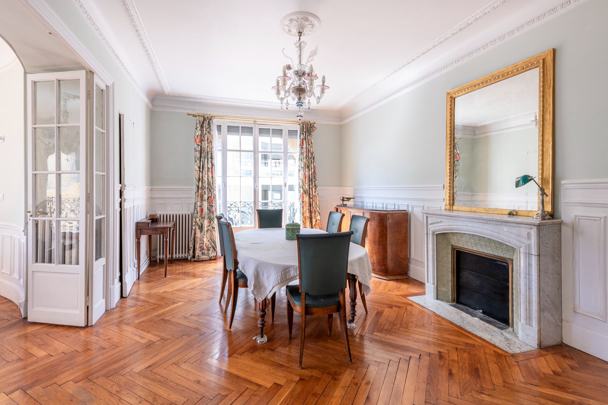  Nice bourgeois apartment near Promenade des Anglais and Negresco in elegant 193… - 物件實景