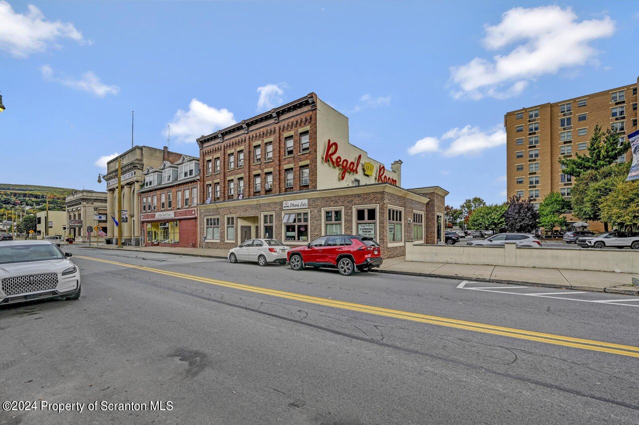 Olyphant, Pennsylvania, 18447, United States, ,Residential,For Sale,1996736