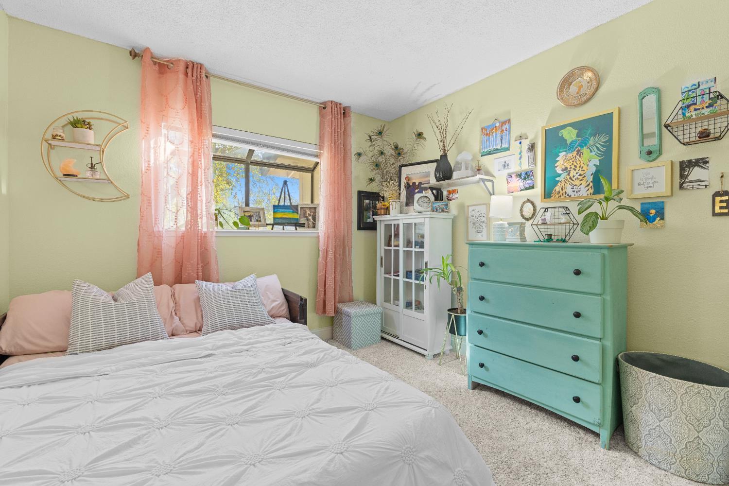 Auburn, California, 95602, United States, 3 Bedrooms Bedrooms, ,2 BathroomsBathrooms,Residential,For Sale,2010443