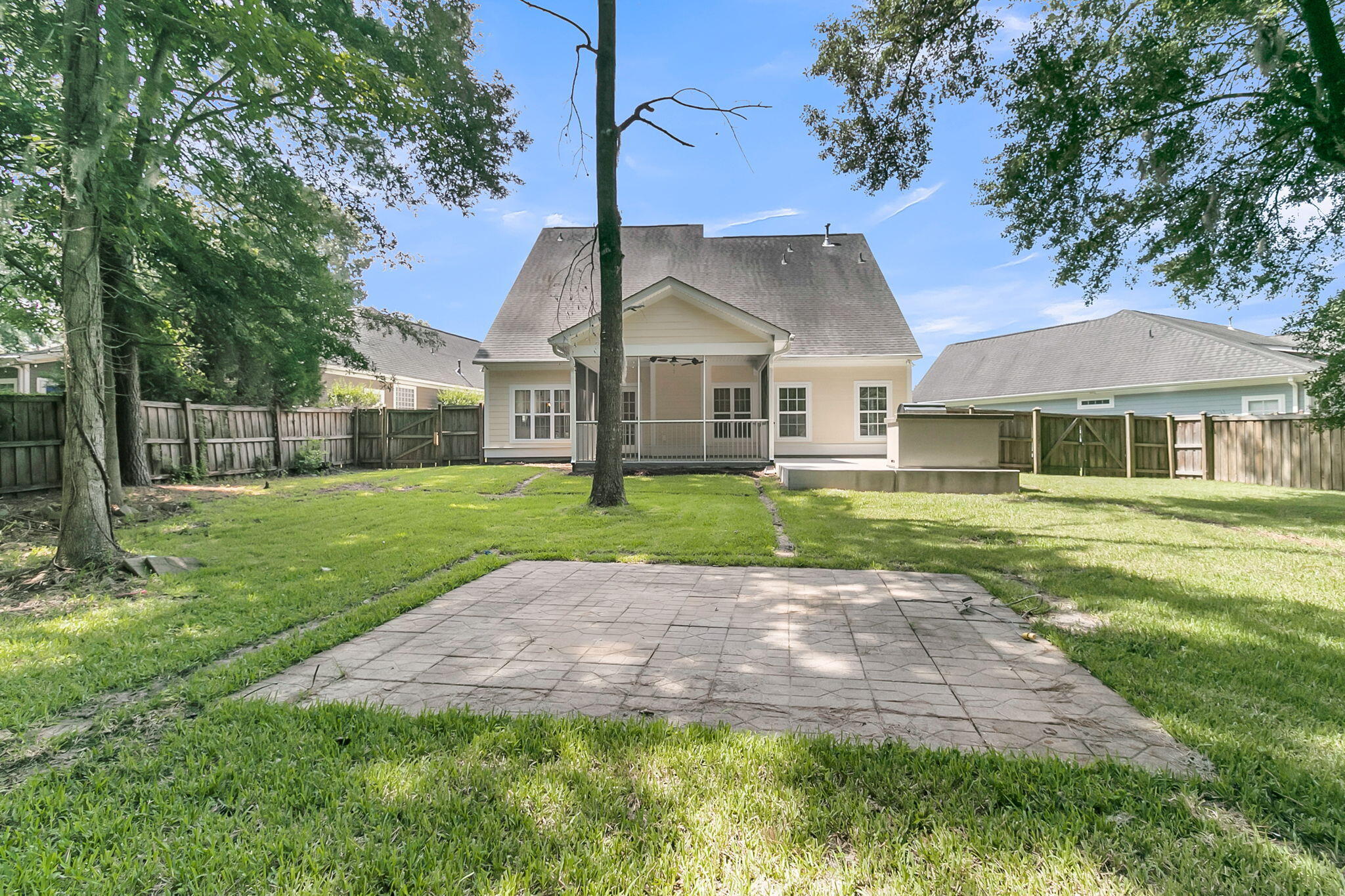 North Charleston, South Carolina, 29420, United States, 5 Bedrooms Bedrooms, ,4 BathroomsBathrooms,Residential,For Sale,1899453