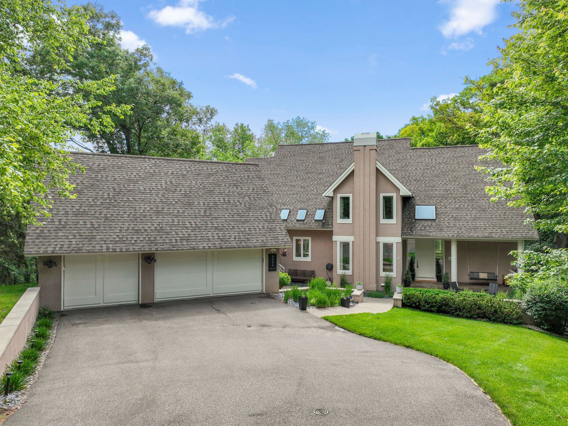  Luxury Contemporary Home in Serene Minnetonka Setting - 物件實景
