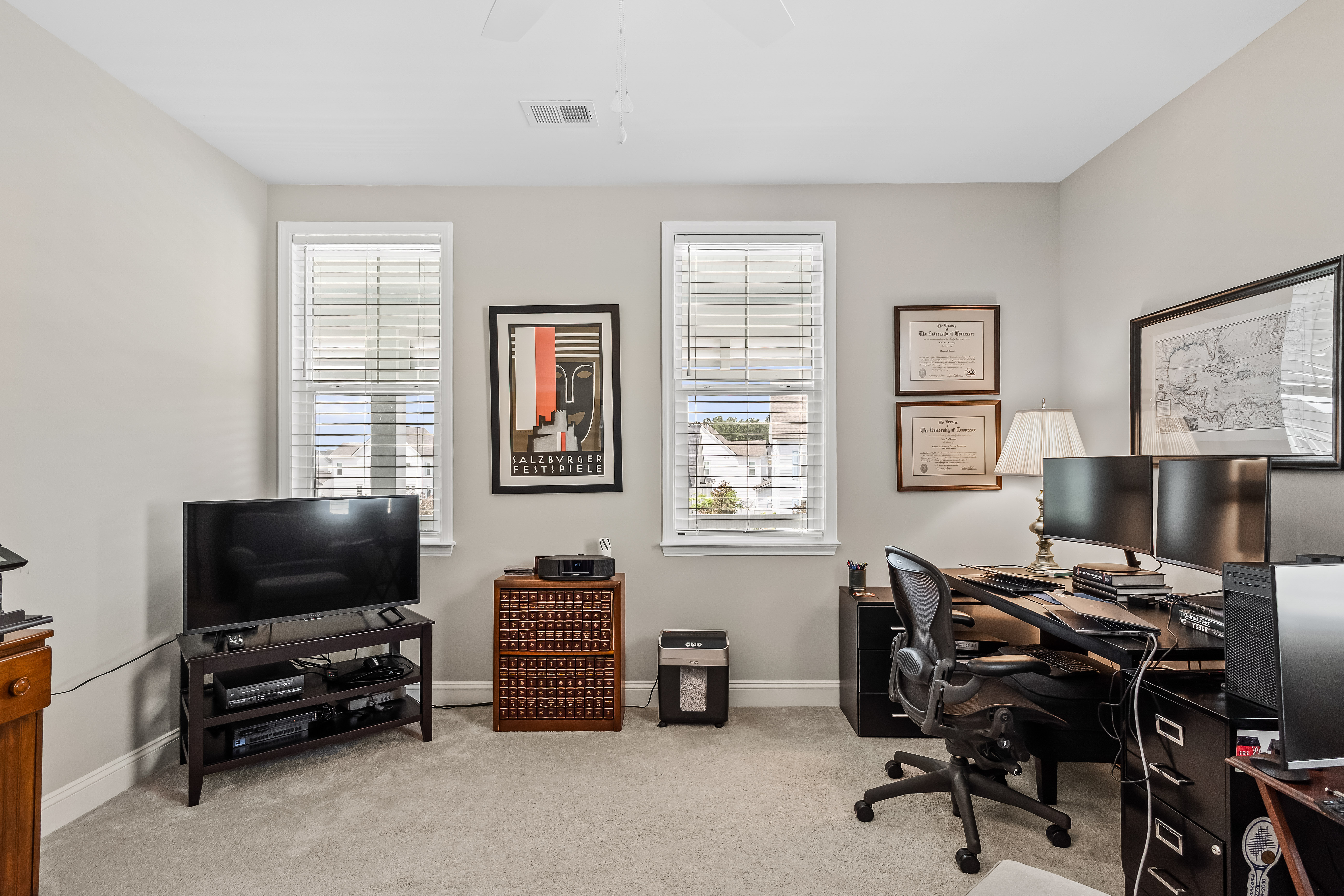  216 Symphony Avenue - 物件實景