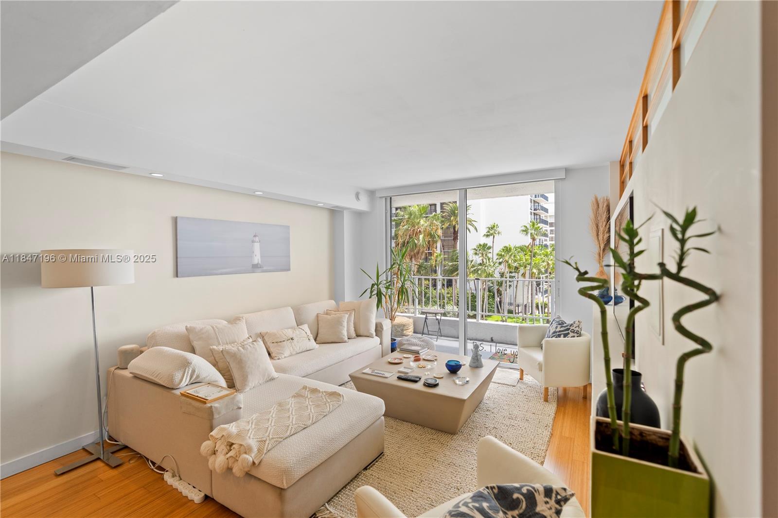 Miami, Florida, 33129, United States, 2 Bedrooms Bedrooms, ,2 BathroomsBathrooms,Residential,For Sale,1900950