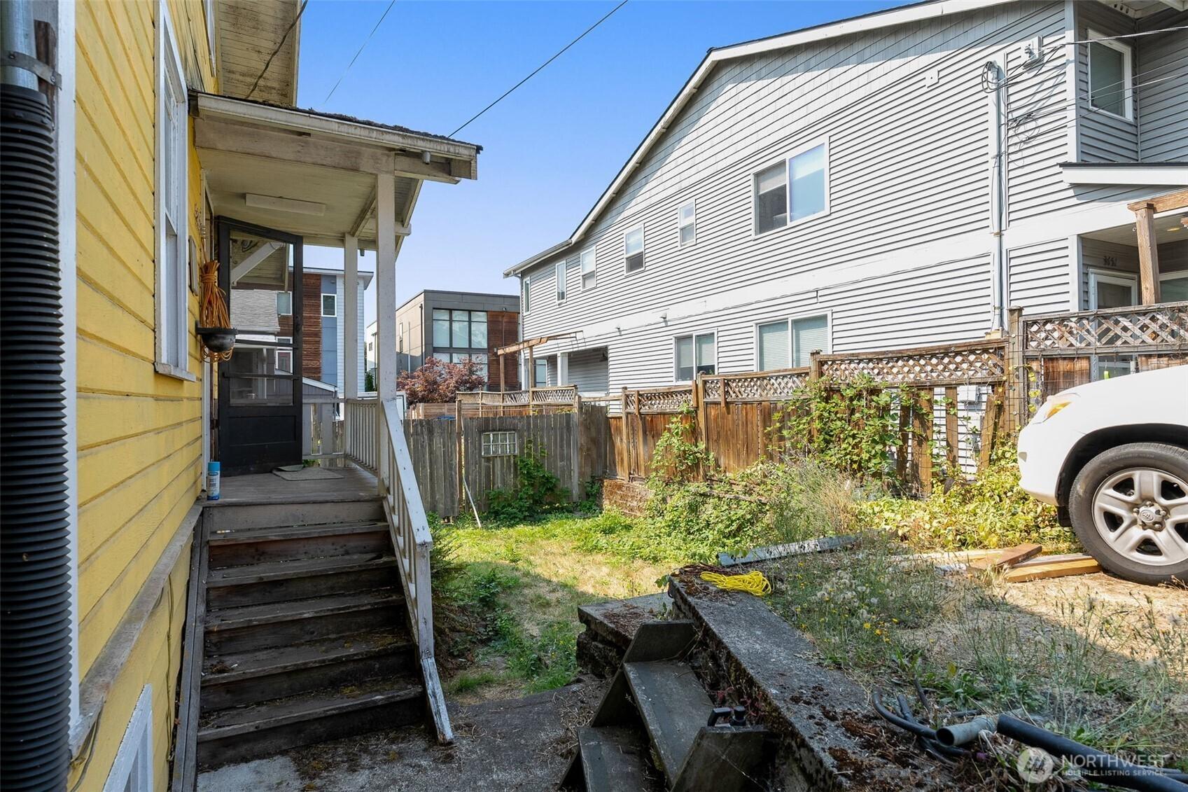 SEATTLE, Washington, 98144, United States, 2 Bedrooms Bedrooms, ,1 BathroomBathrooms,Residential,For Sale,1941790