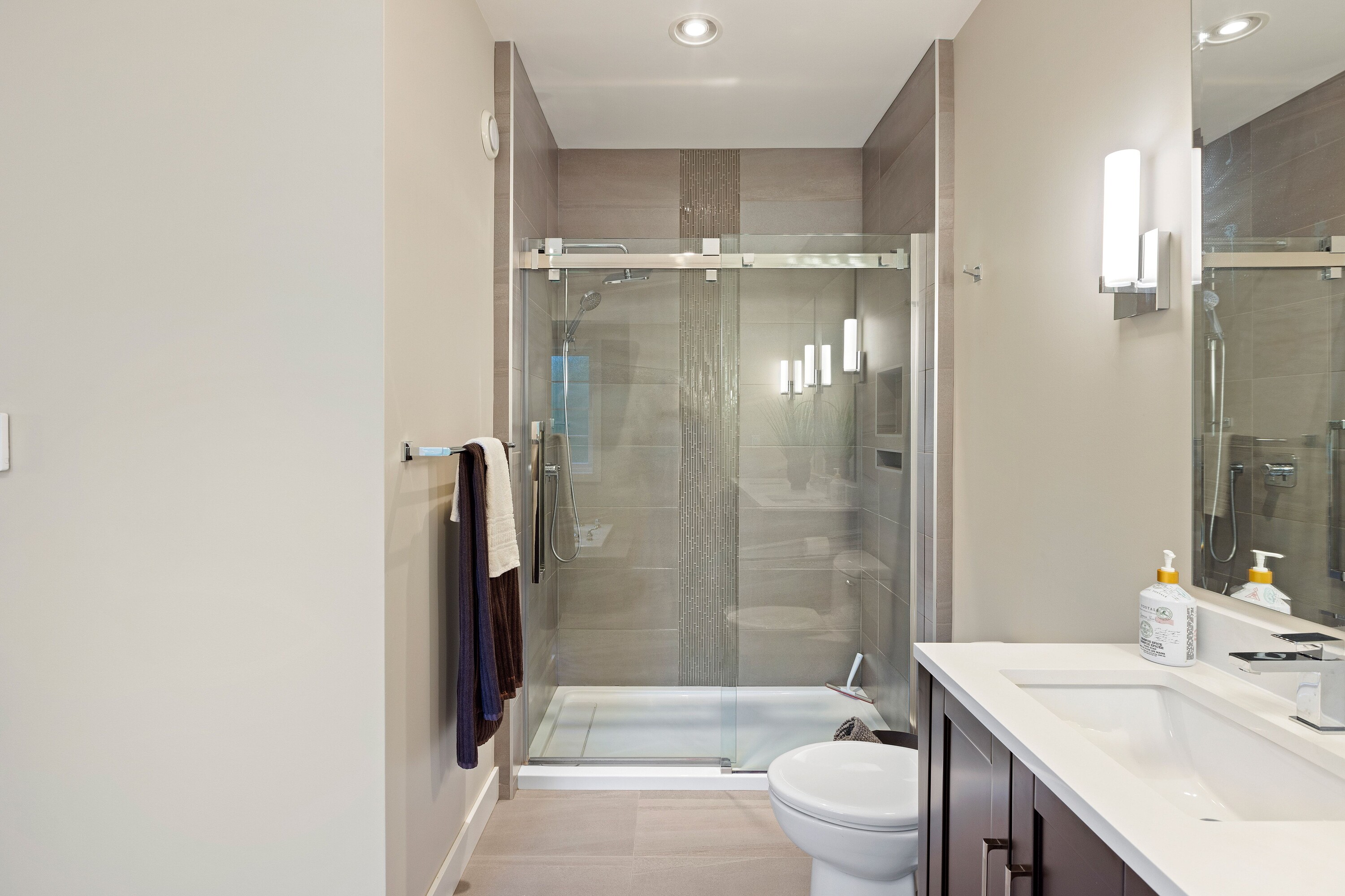  Idyllic Estate Residence - 物件實景