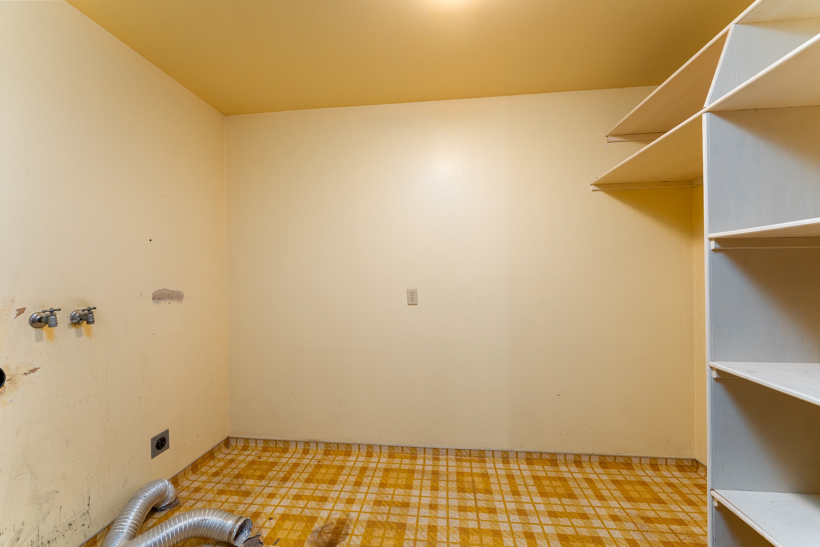 Ukiah, California, 95482, United States, 4 Bedrooms Bedrooms, ,2 BathroomsBathrooms,Residential,For Sale,1949294