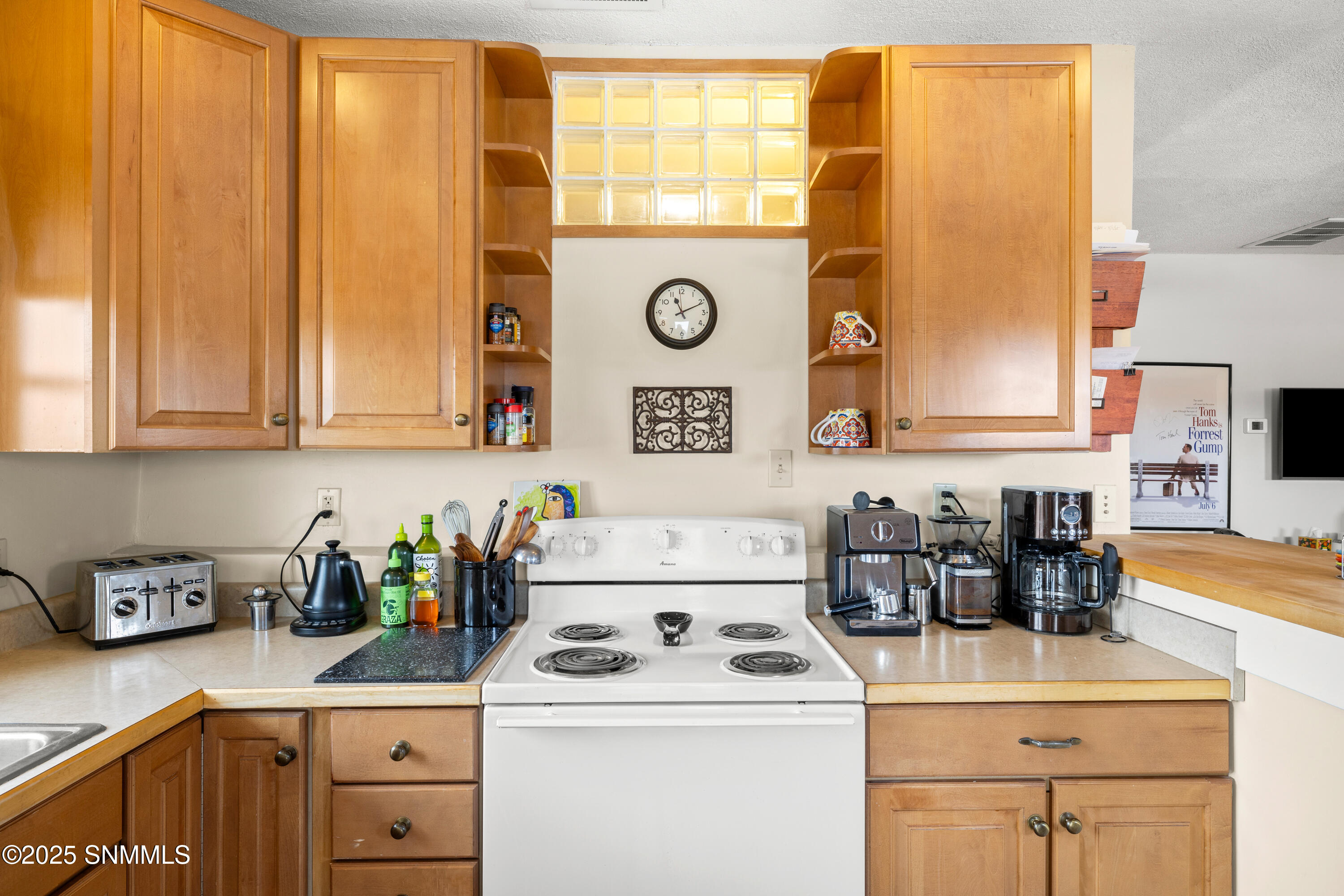 Silver City, New Mexico, 88061, United States, 5 Bedrooms Bedrooms, ,6 BathroomsBathrooms,Residential,For Sale,1986302