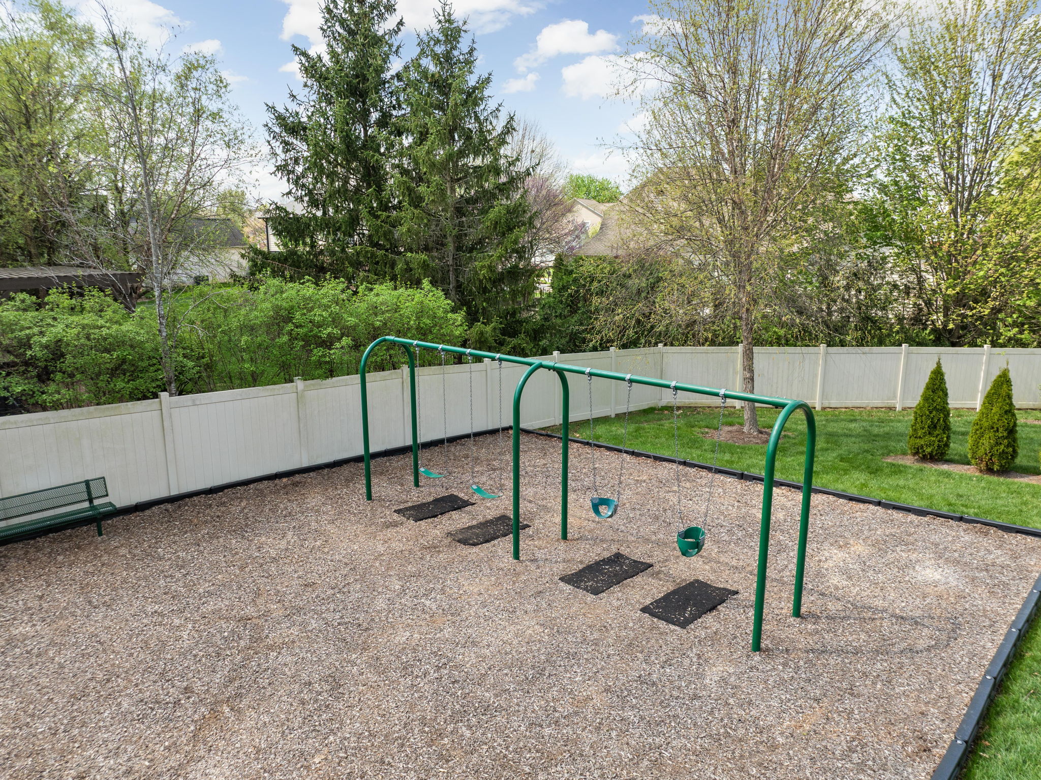  Meticulously Maintained Zionsville Home - 物件實景