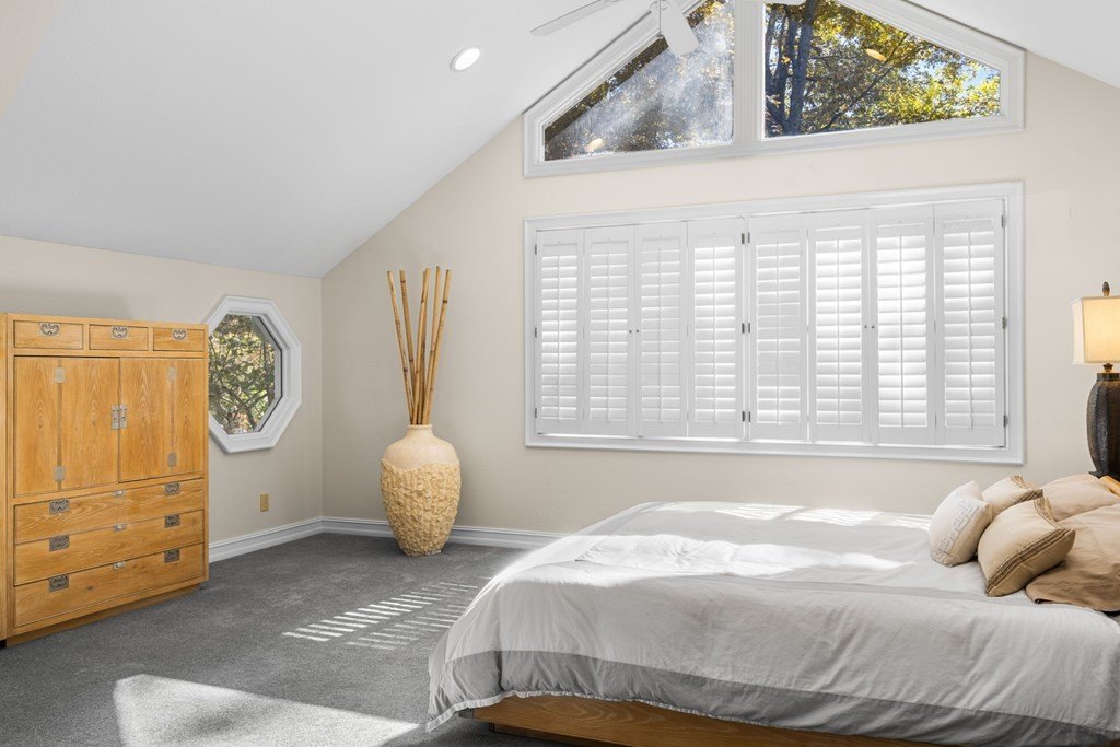 Hiawassee, Georgia, 30546, United States, 3 Bedrooms Bedrooms, ,4 BathroomsBathrooms,Residential,For Sale,1978454