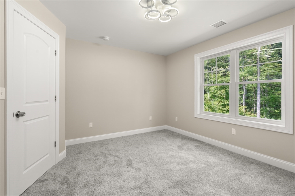 East Longmeadow, Massachusetts, 01028, United States, 4 Bedrooms Bedrooms, ,3 BathroomsBathrooms,Residential,For Sale,1916810