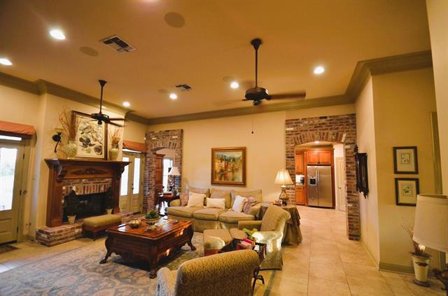 Schriever, Louisiana, 70395, United States, 4 Bedrooms Bedrooms, ,3 BathroomsBathrooms,Residential,For Sale,1988518