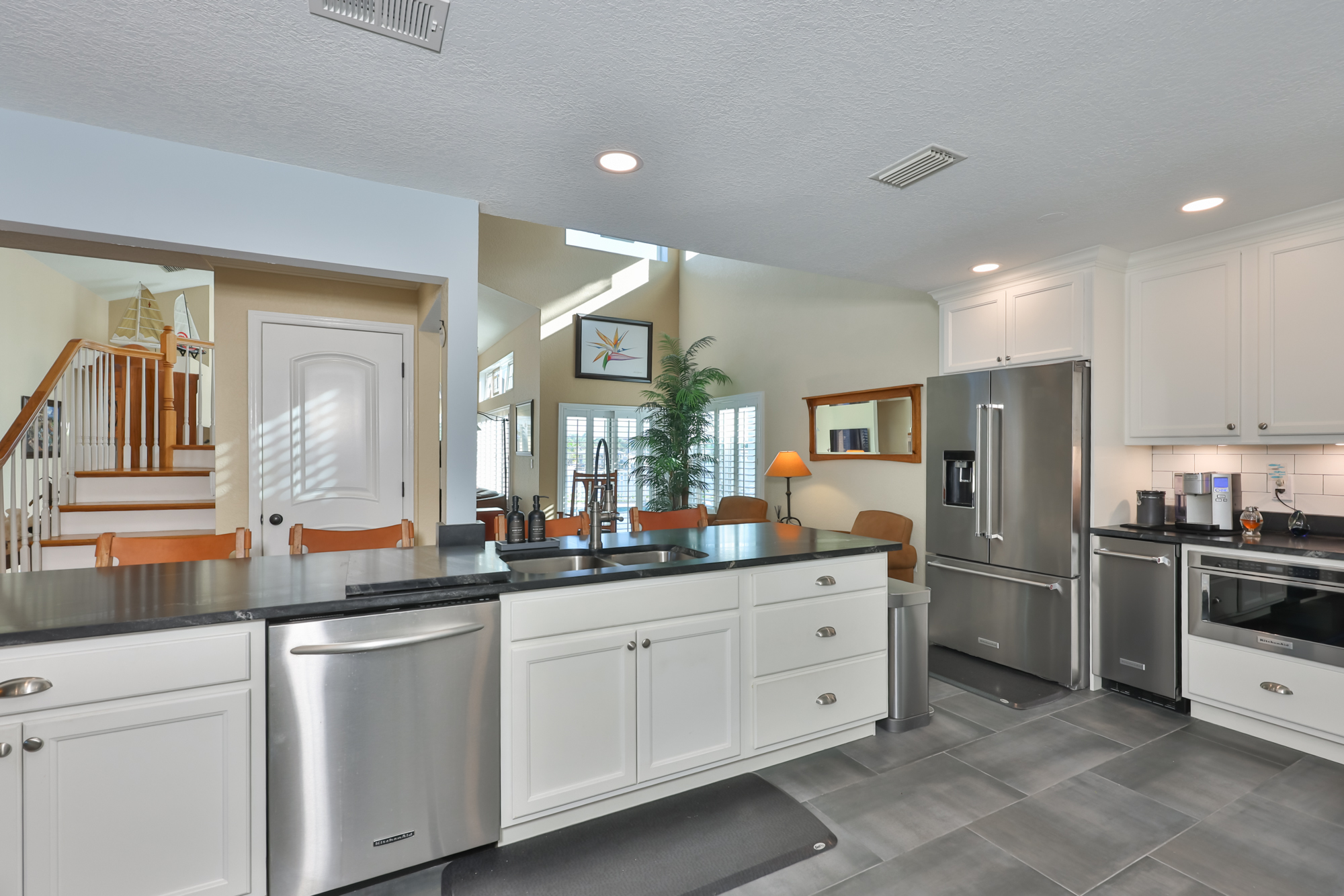 Apollo Beach, Florida, 33572, United States, 3 Bedrooms Bedrooms, ,3 BathroomsBathrooms,Residential,For Sale,2049296