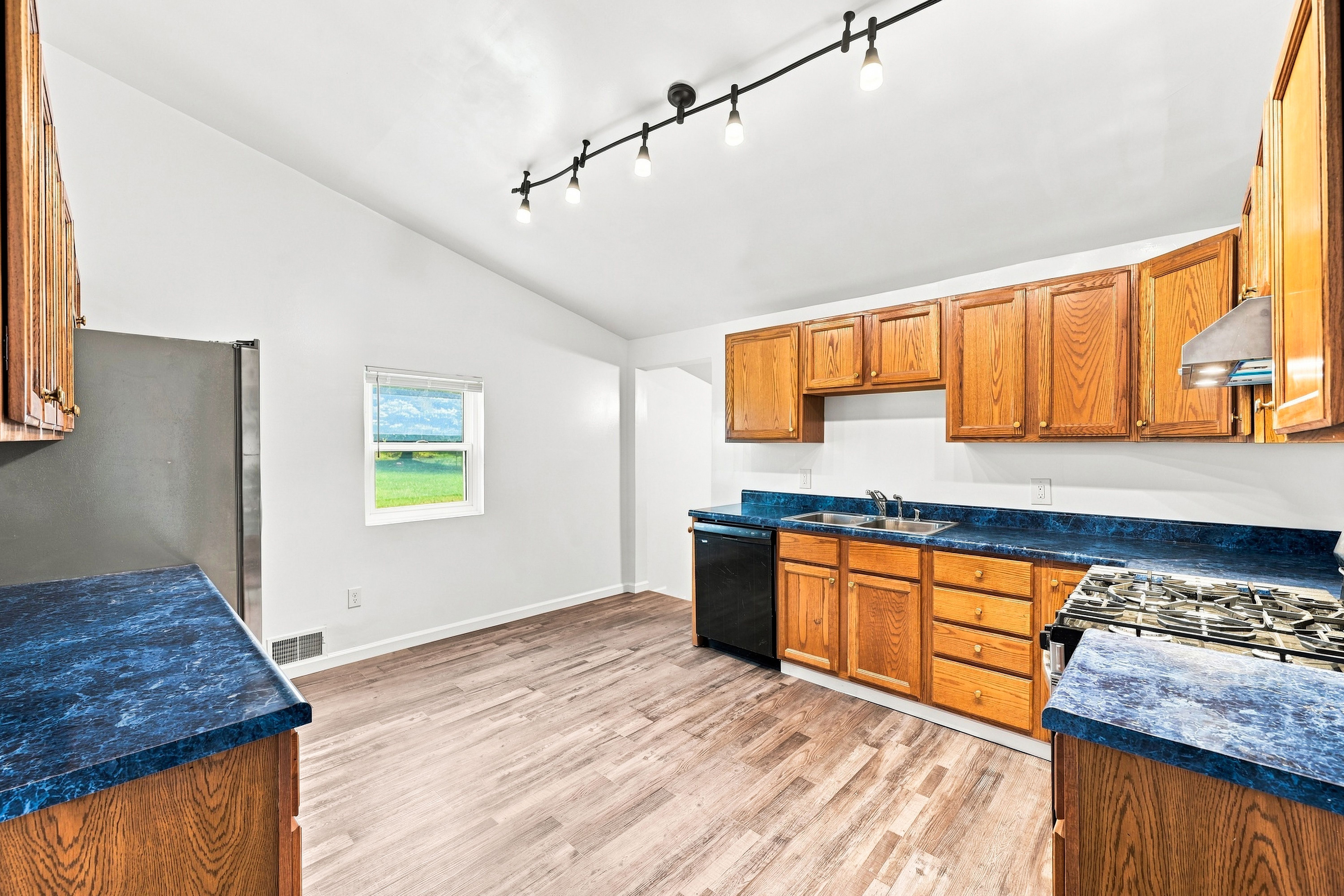  3144 Bohem Street, Pittsburgh, PA 15213 - 物件實景