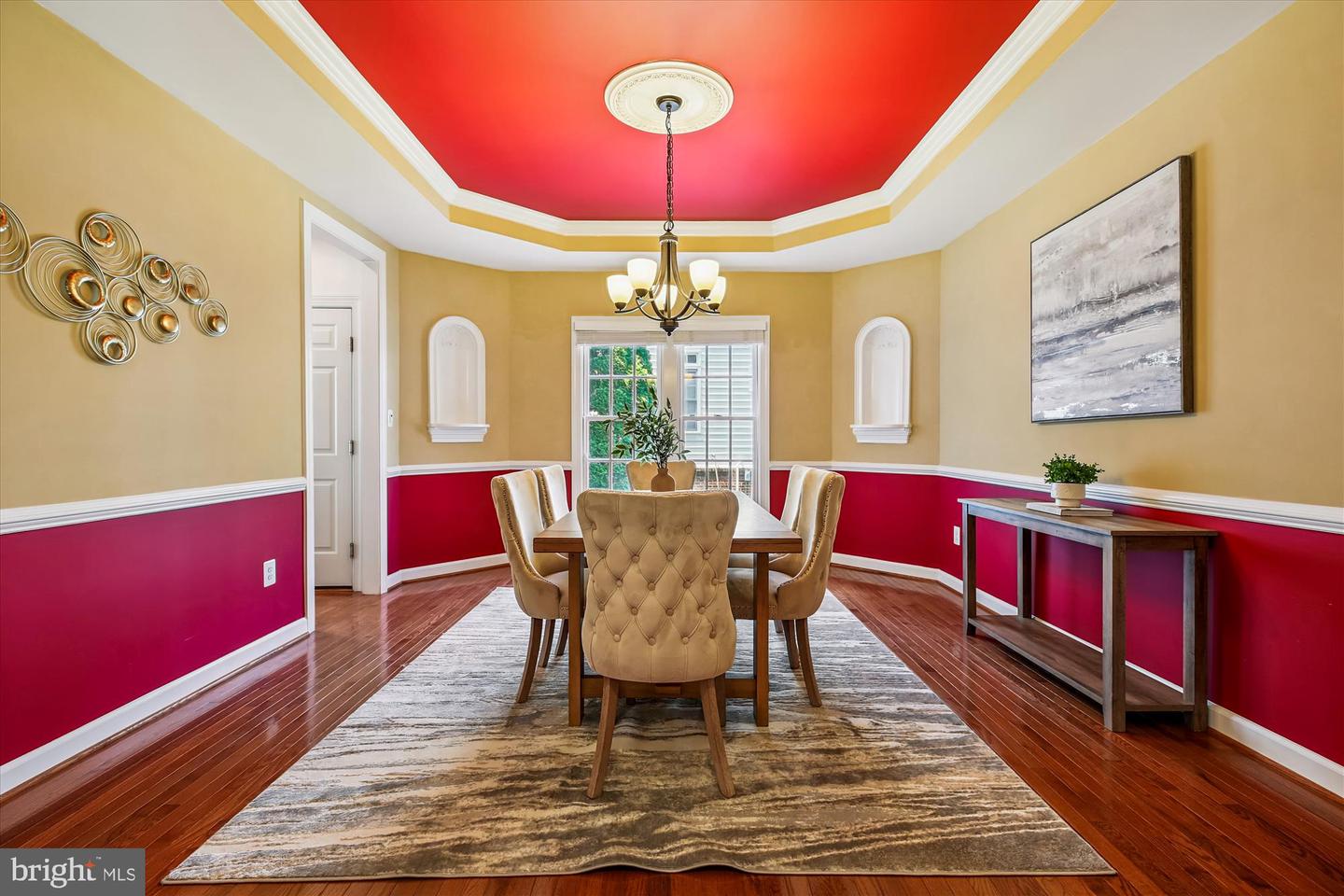 Gaithersburg, Maryland, 20878, United States, 5 Bedrooms Bedrooms, ,5 BathroomsBathrooms,Residential,For Sale,1907649