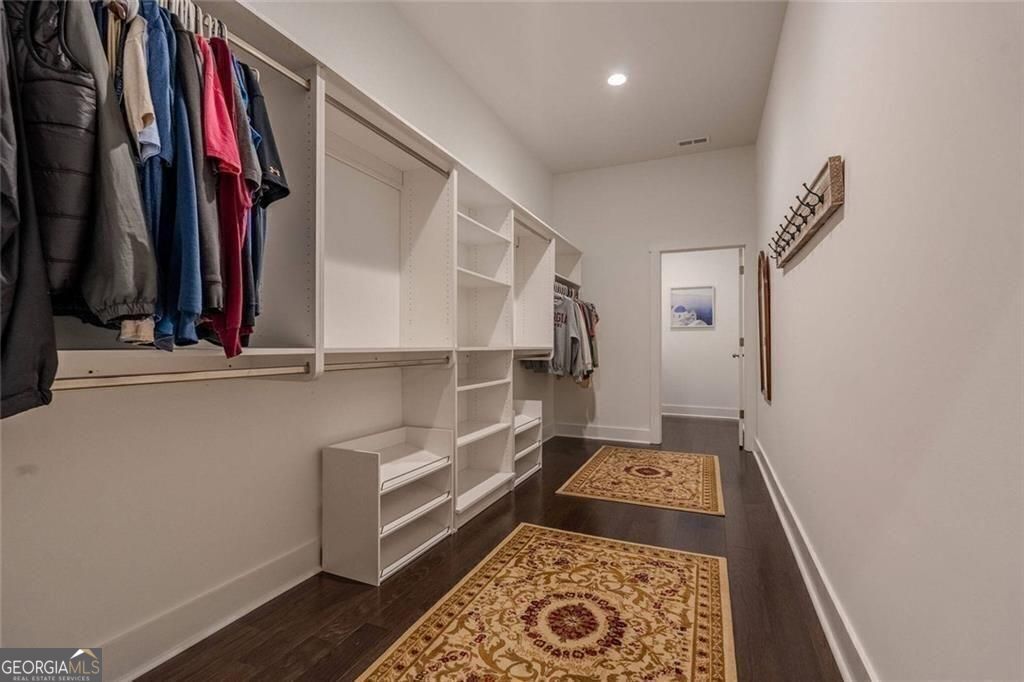 Canton, Georgia, 30114, United States, 5 Bedrooms Bedrooms, ,4 BathroomsBathrooms,Residential,For Sale,1885040