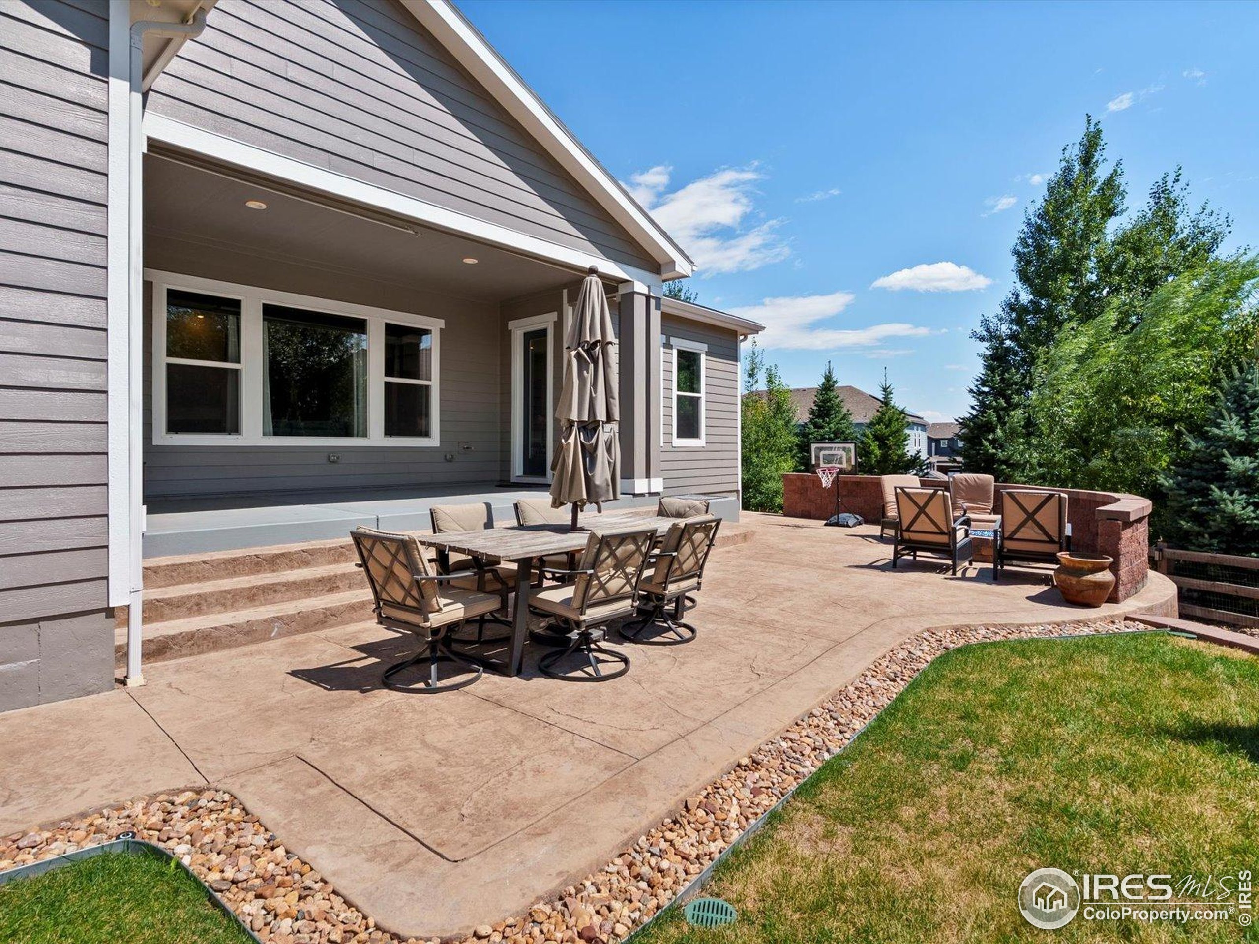 Arvada, Colorado, 80007, United States, 4 Bedrooms Bedrooms, ,3 BathroomsBathrooms,Residential,For Sale,1917292