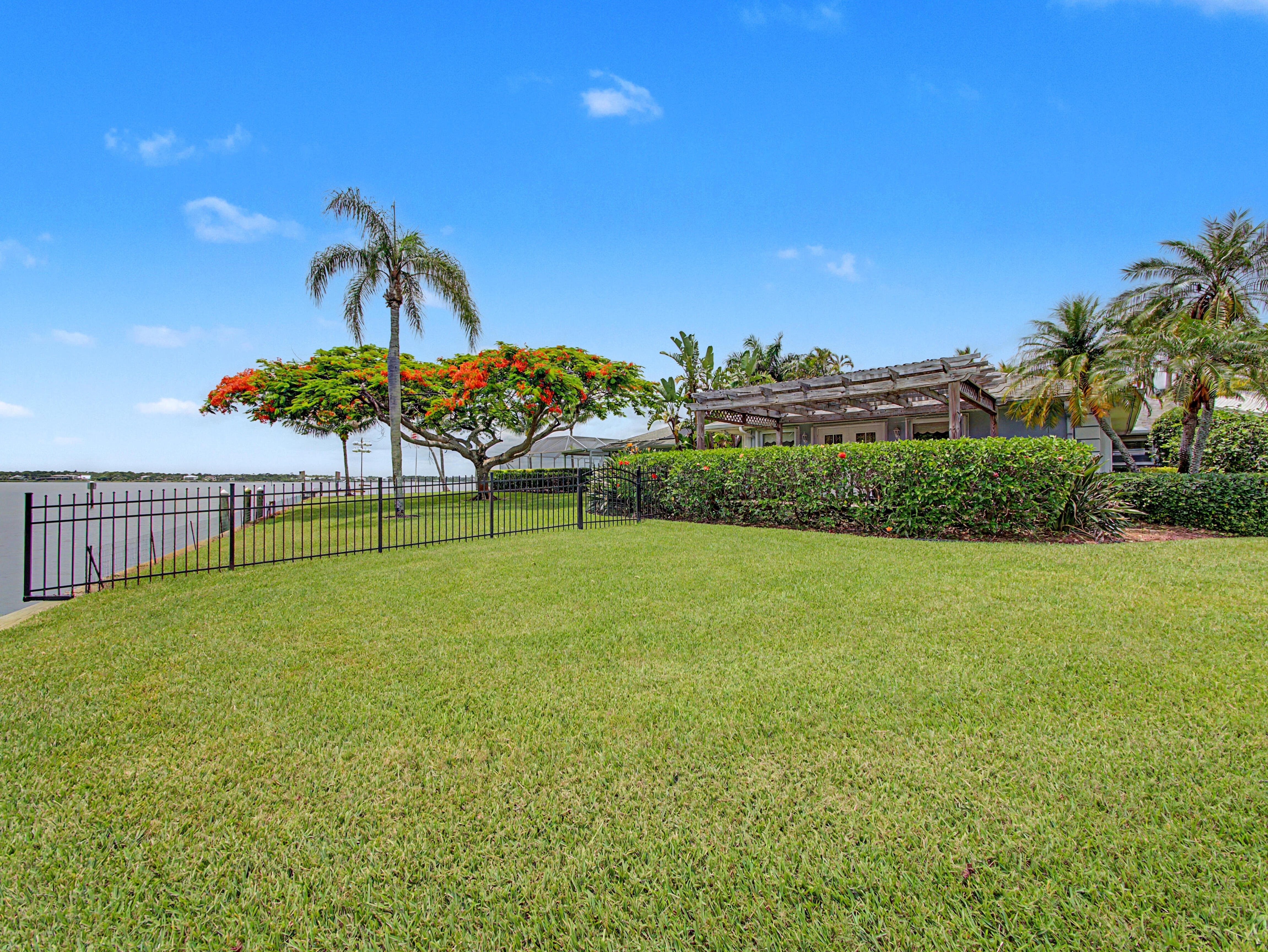  1910 NW Cove Circle, Stuart, FL, 34994 - 物件實景