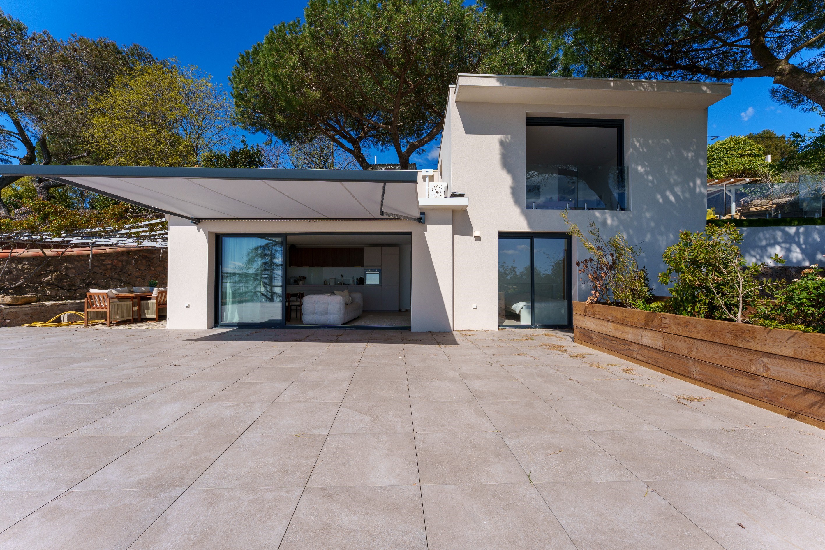  A balcony overlooking the Mediterranean… - 物件實景