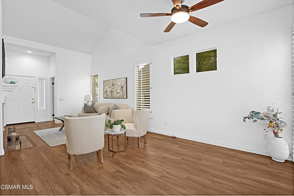 Westlake Village, California, 91362, United States, 2 Bedrooms Bedrooms, ,3 BathroomsBathrooms,Residential,For Sale,1987544