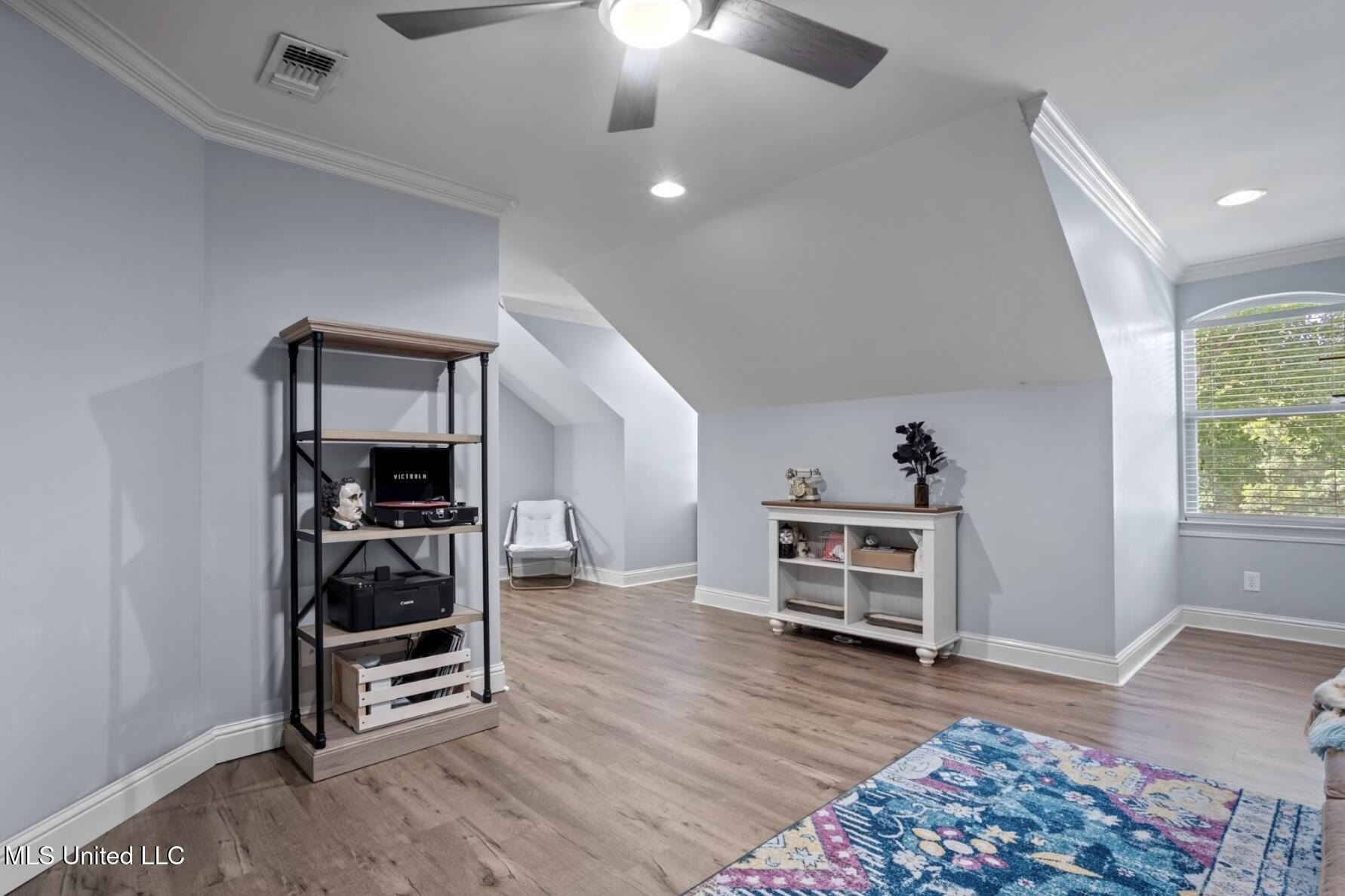 Ocean Springs, Mississippi, 39564, United States, 4 Bedrooms Bedrooms, ,3 BathroomsBathrooms,Residential,For Sale,1976002