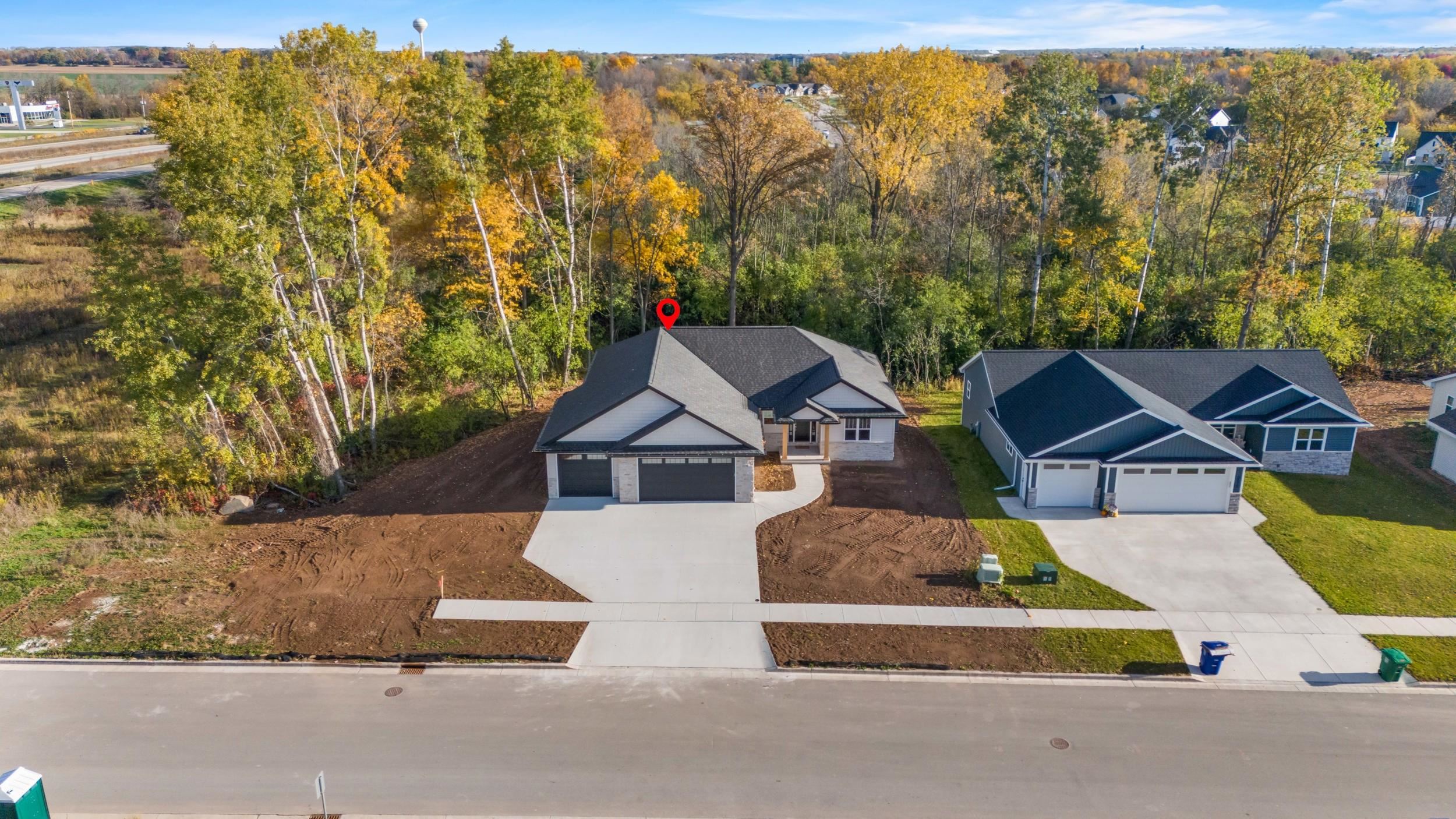 DE PERE, Wisconsin, 54115, United States, 3 Bedrooms Bedrooms, ,3 BathroomsBathrooms,Residential,For Sale,1967985
