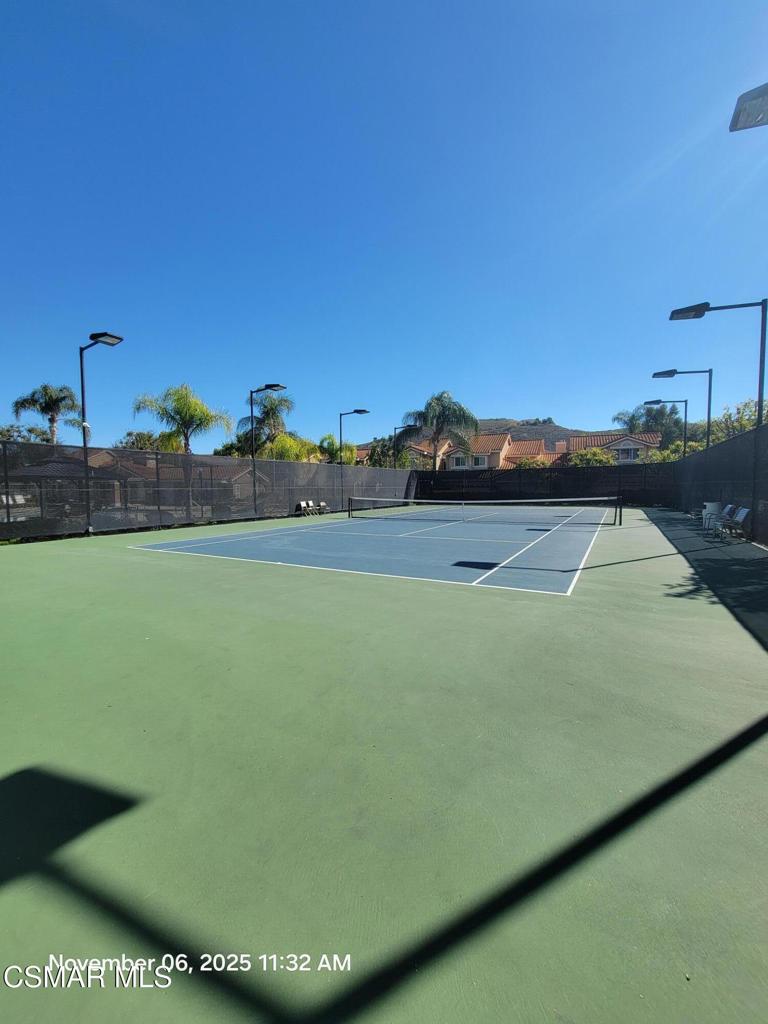 Oak Park, California, 91377, United States, 3 Bedrooms Bedrooms, ,3 BathroomsBathrooms,Residential,For Sale,1991035