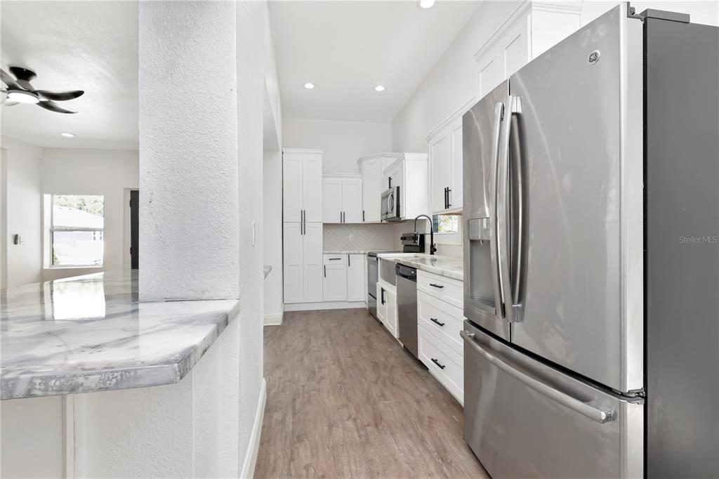 St Petersburg, Florida, 33713, United States, 4 Bedrooms Bedrooms, ,3 BathroomsBathrooms,Residential,For Sale,1932067