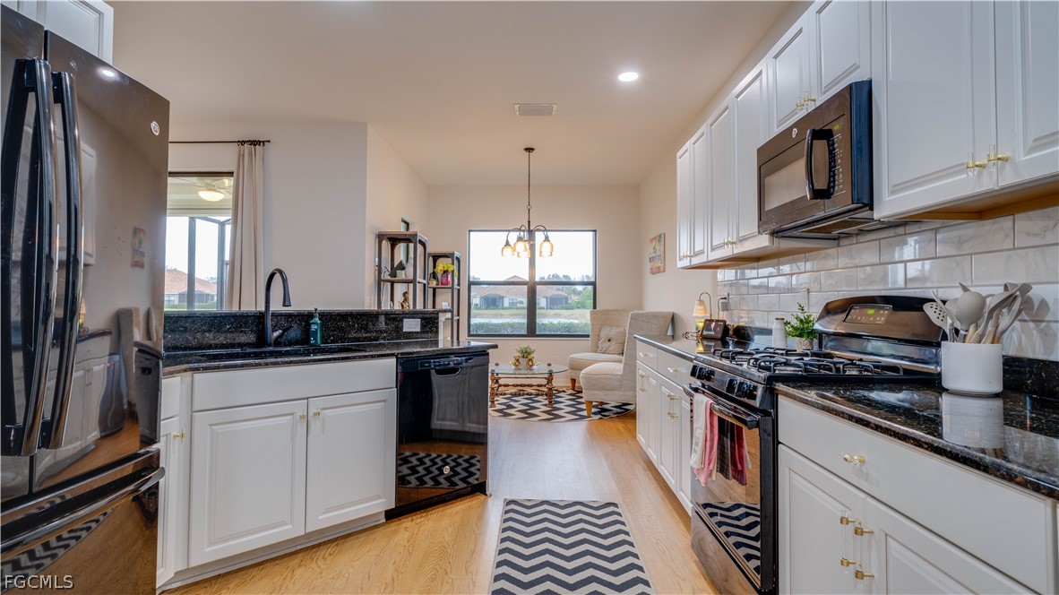 Fort Myers, Florida, 33966, United States, 3 Bedrooms Bedrooms, ,2 BathroomsBathrooms,Residential,For Sale,2022269