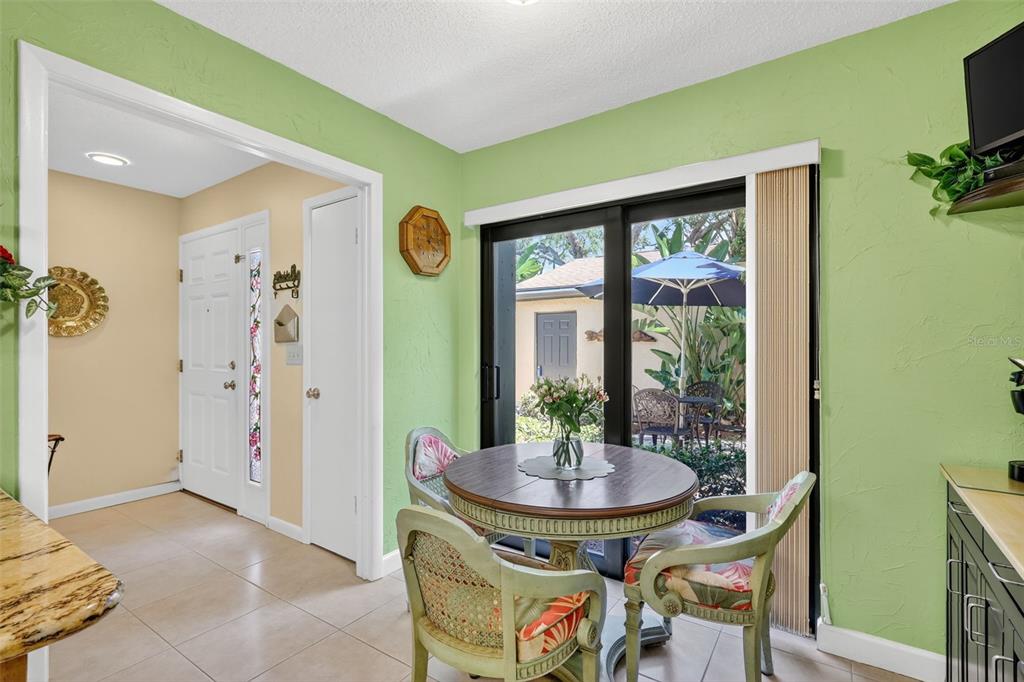 Largo, Florida, 33774, United States, 3 Bedrooms Bedrooms, ,3 BathroomsBathrooms,Residential,For Sale,1965170