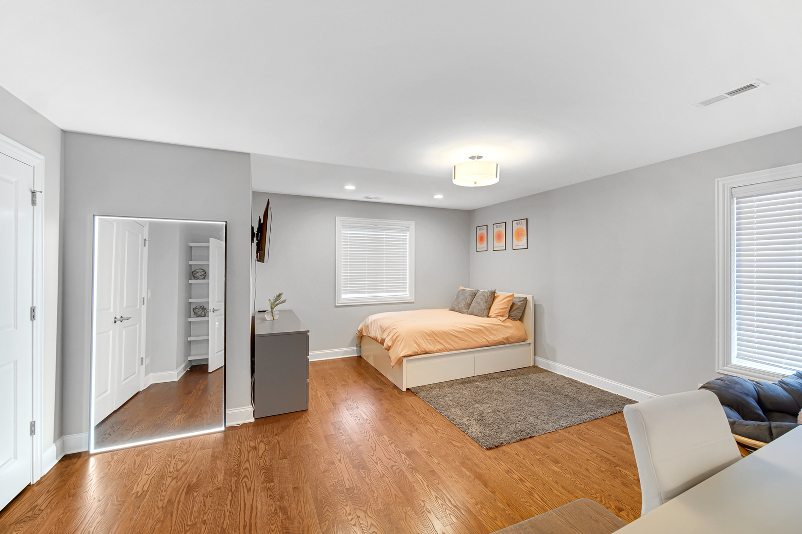 Downers Grove, Illinois, 60516, United States, 4 Bedrooms Bedrooms, ,5 BathroomsBathrooms,Residential,For Sale,1905764