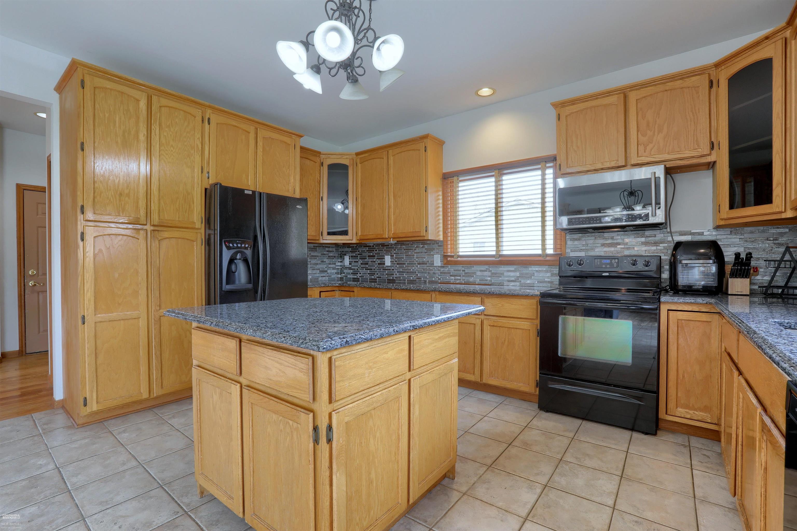 7831 Roberta Lane, Washington, Michigan, 48094, United States, 4 Bedrooms Bedrooms, ,3 BathroomsBathrooms,Residential,For Sale,7831 Roberta Lane,1610130