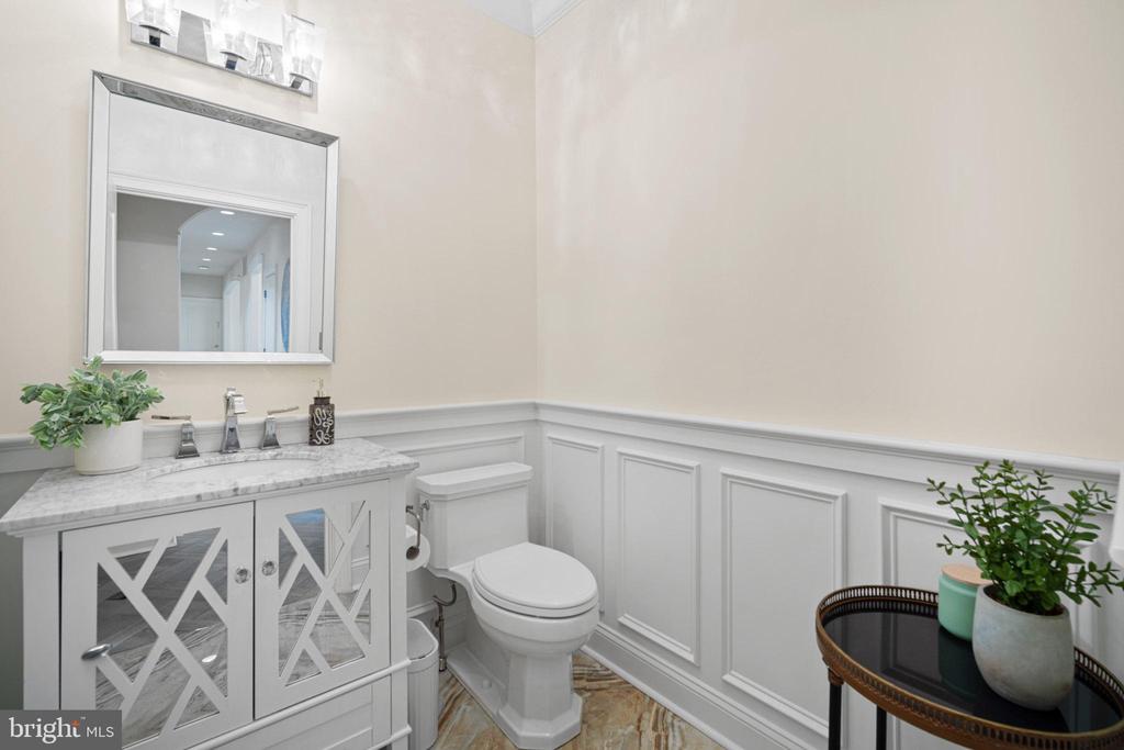 Hammonton, New Jersey, 08037, United States, 5 Bedrooms Bedrooms, ,5 BathroomsBathrooms,Residential,For Sale,1834534