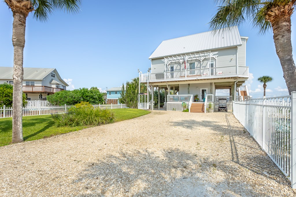 St. George Island, Florida, 32328, United States, 3 Bedrooms Bedrooms, ,3 BathroomsBathrooms,Residential,For Sale,1974443