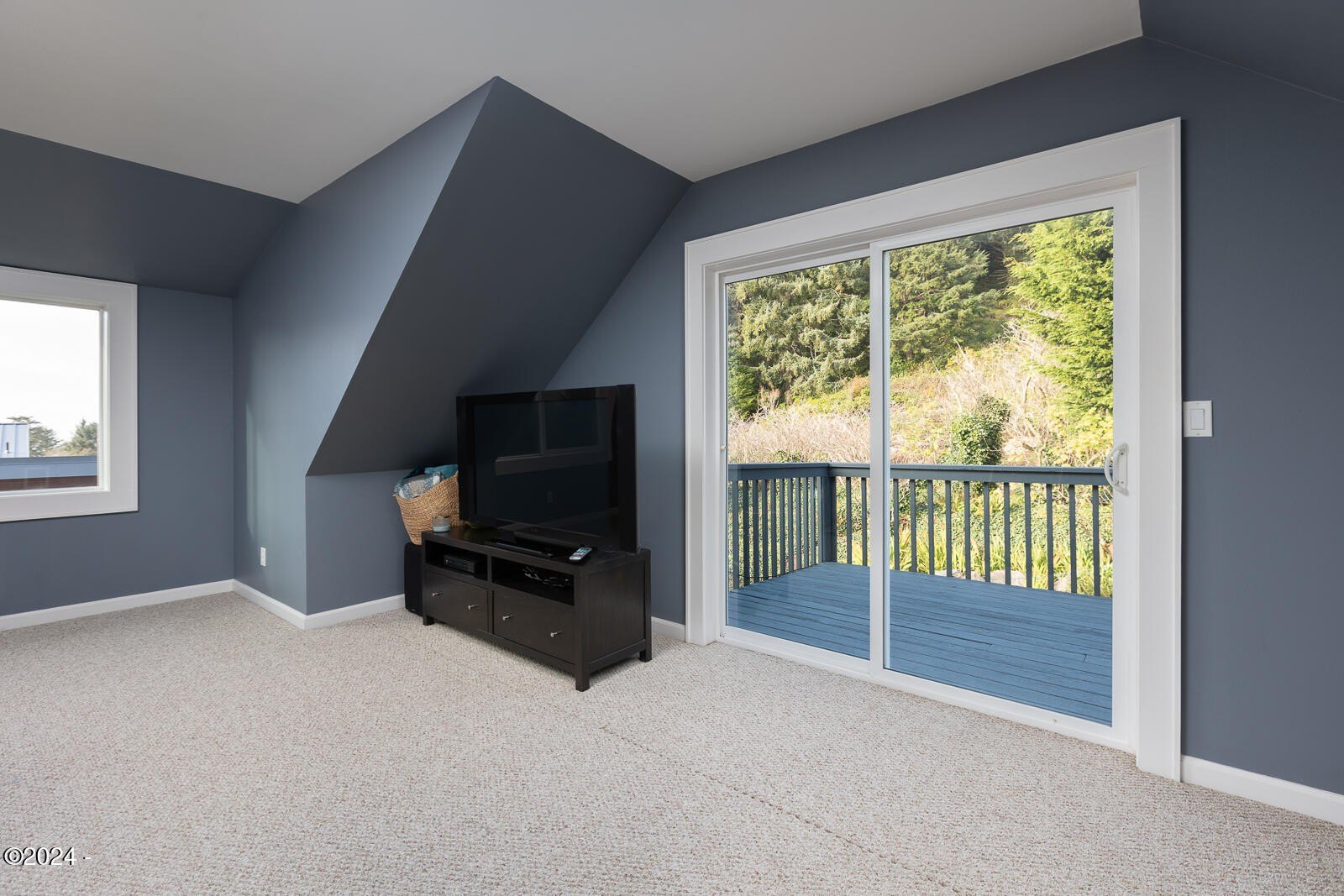 124 Sea Crest, Otter Rock, Oregon, 97369, United States, 4 Bedrooms Bedrooms, ,3 BathroomsBathrooms,Residential,For Sale,124 Sea Crest,1663553