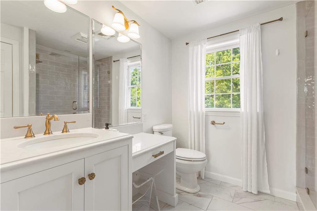 Bellingham, Massachusetts, 02019, United States, 3 Bedrooms Bedrooms, ,3 BathroomsBathrooms,Residential,For Sale,1978290
