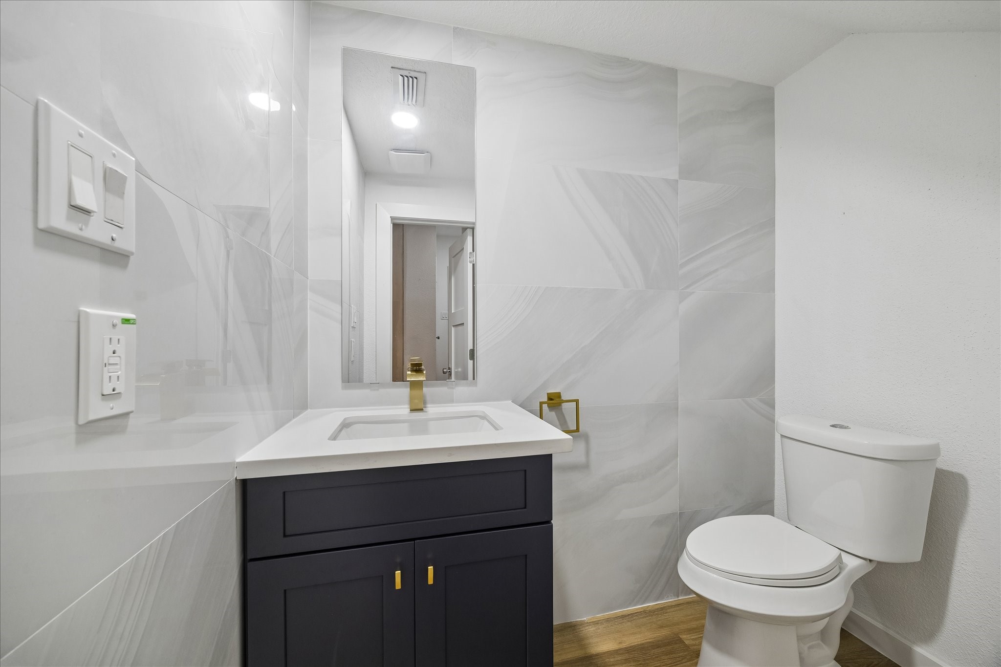  7350 Kirby Drive #21 - 物件實景