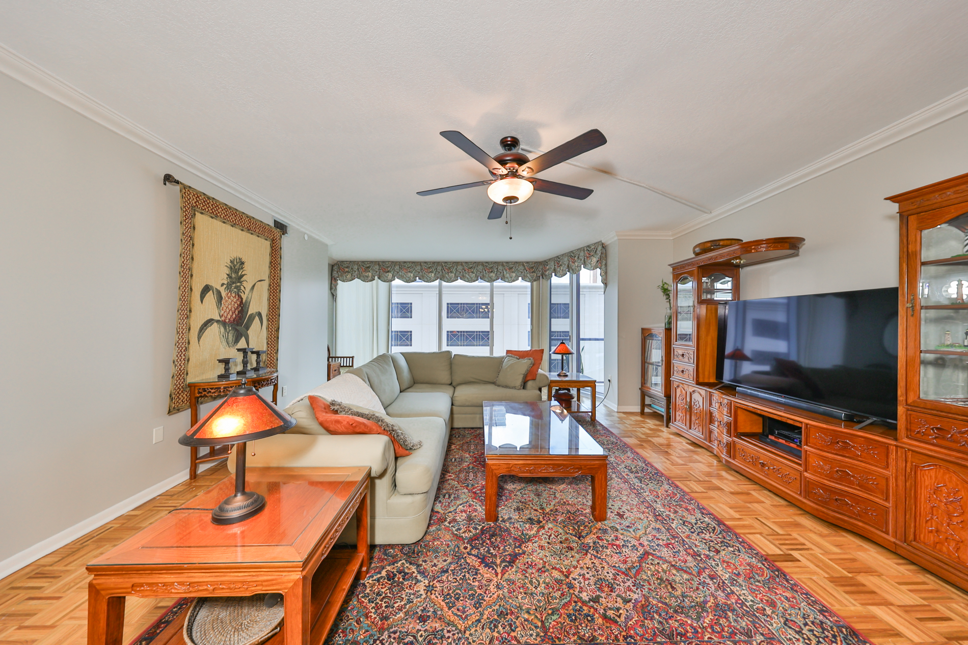 St Petersburg, Florida, 33701, United States, 3 Bedrooms Bedrooms, ,3 BathroomsBathrooms,Residential,For Sale,1924192