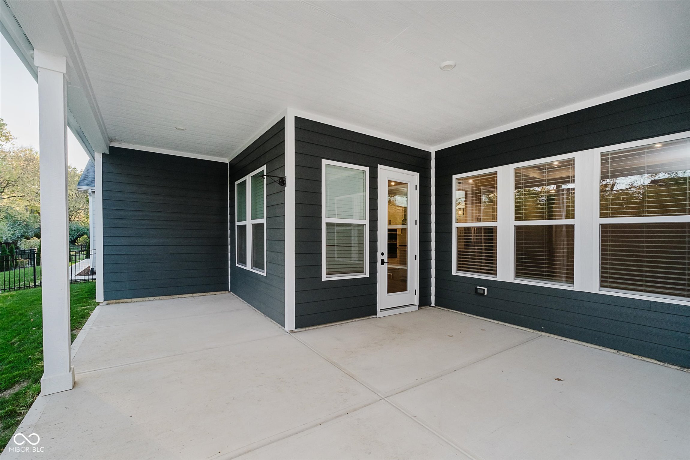 Fishers, Indiana, 46037, United States, 3 Bedrooms Bedrooms, ,2 BathroomsBathrooms,Residential,For Sale,1974200