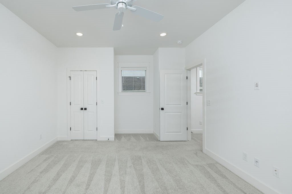 Springdale, Arkansas, 72762, United States, 3 Bedrooms Bedrooms, ,3 BathroomsBathrooms,Residential,For Sale,2001848