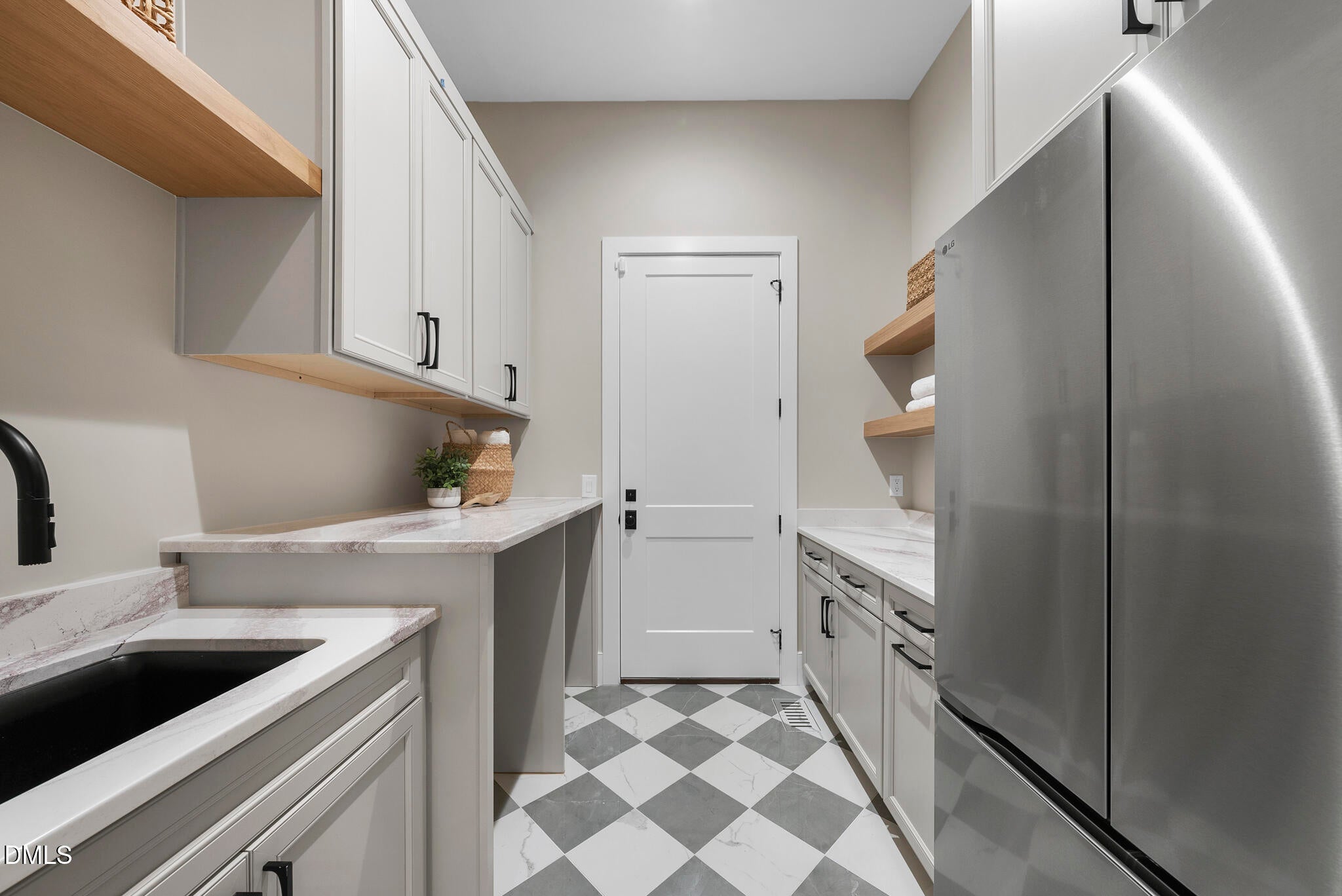 Raleigh, North Carolina, 27615, United States, 5 Bedrooms Bedrooms, ,6 BathroomsBathrooms,Residential,For Sale,1998897