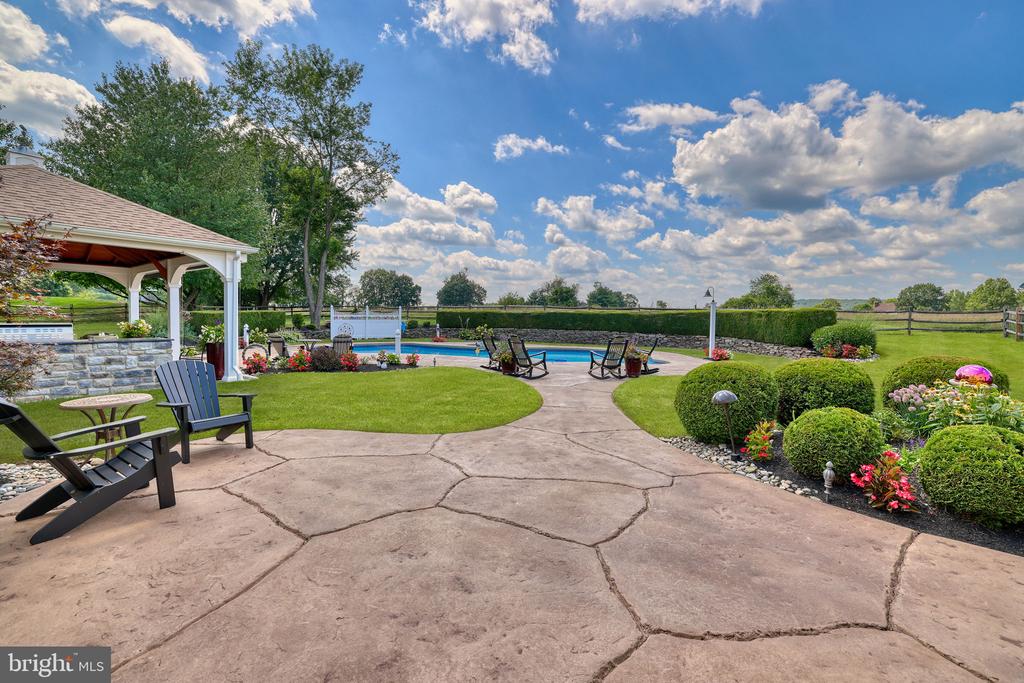 New Hope, Pennsylvania, 18938, United States, 4 Bedrooms Bedrooms, ,4 BathroomsBathrooms,Residential,For Sale,2003111