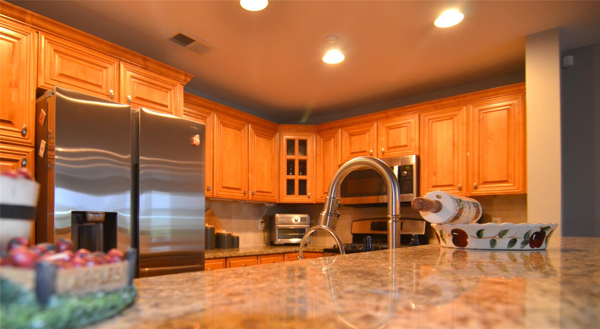Haverstraw, New York, 10927, United States, 2 Bedrooms Bedrooms, ,2 BathroomsBathrooms,Residential,For Sale,1819239