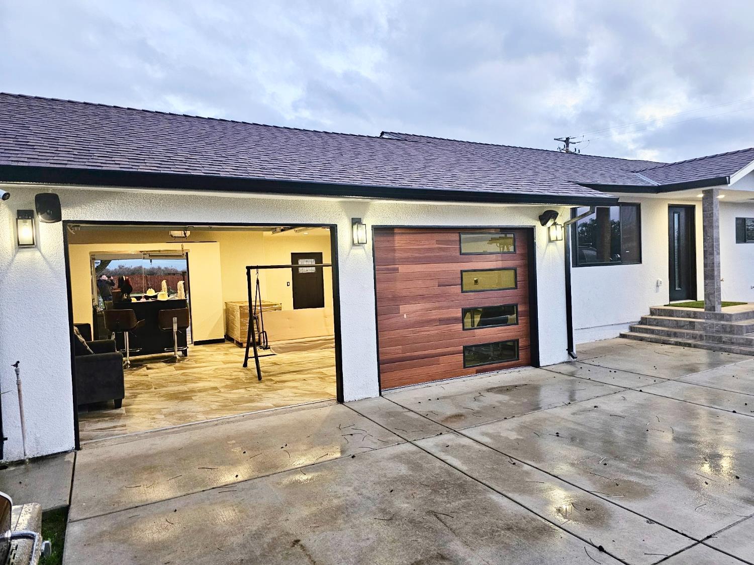 Chowchilla, California, 93610, United States, 3 Bedrooms Bedrooms, ,2 BathroomsBathrooms,Residential,For Sale,1993828