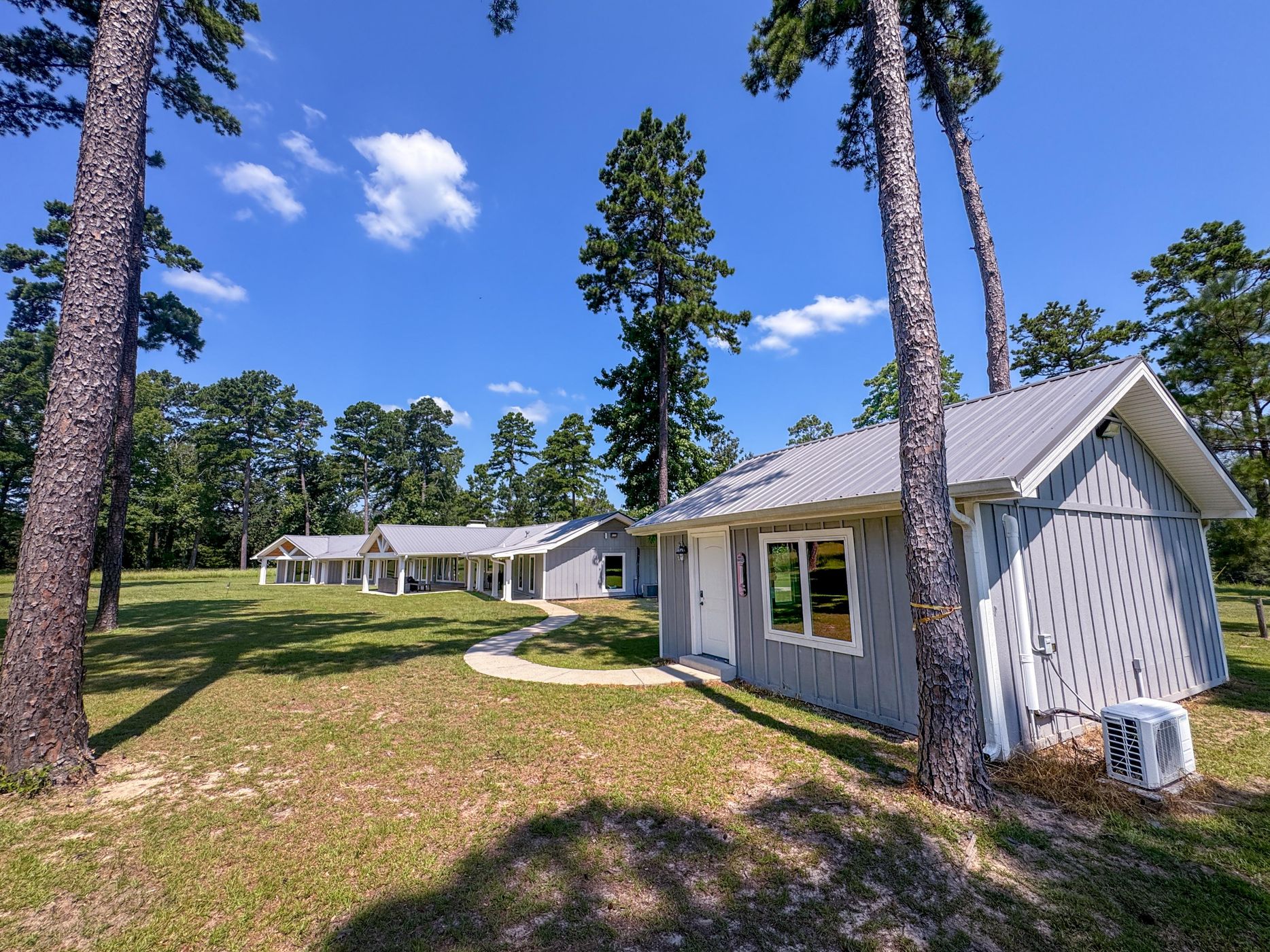 Douglassville, Texas, 75560, United States, 4 Bedrooms Bedrooms, ,3 BathroomsBathrooms,Residential,For Sale,1914297