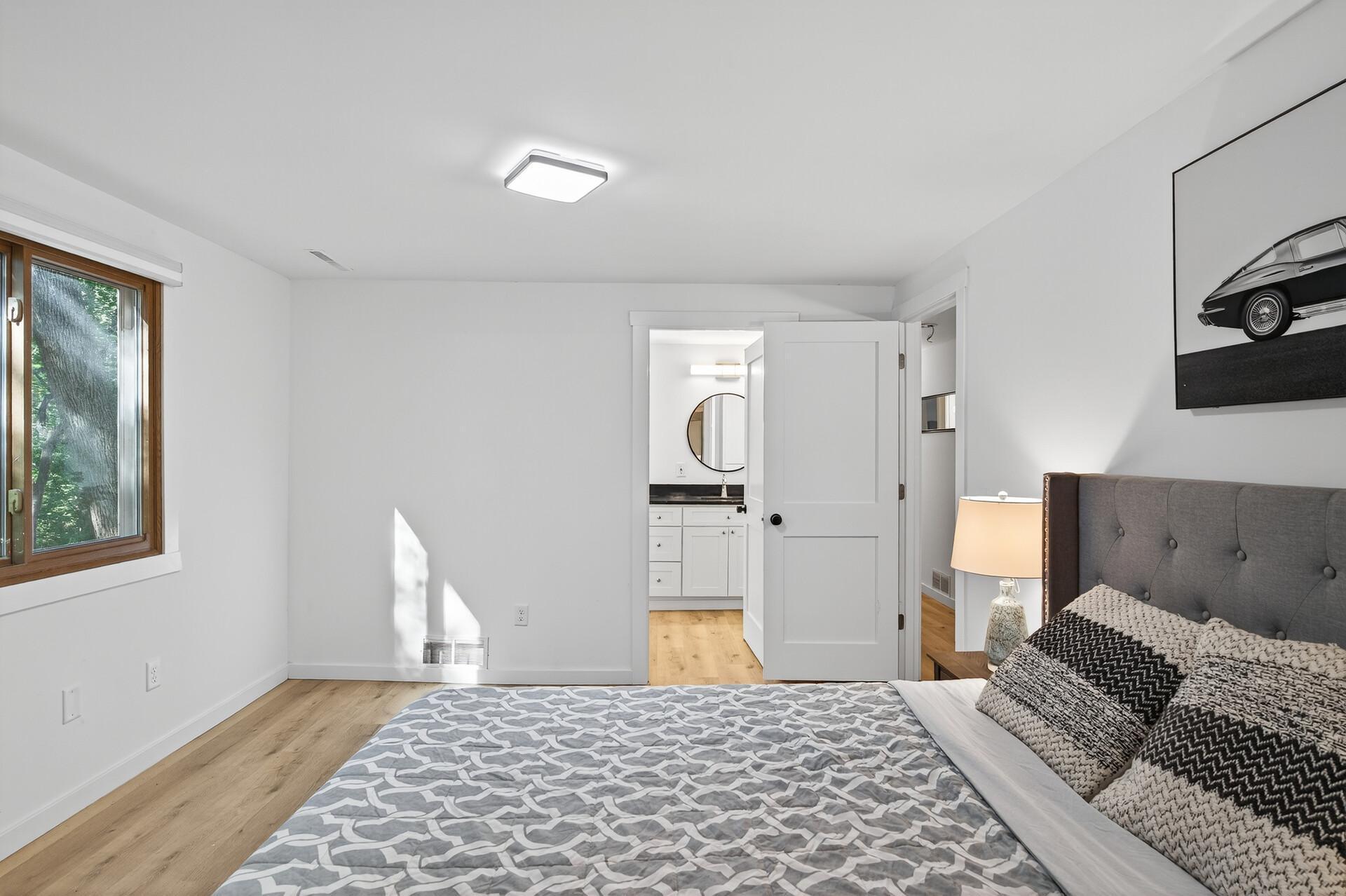 Plymouth, Minnesota, 55441, United States, 5 Bedrooms Bedrooms, ,2 BathroomsBathrooms,Residential,For Sale,1989260