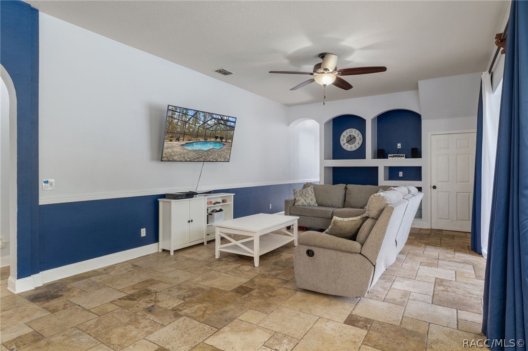 Homosassa, Florida, 34446, United States, 4 Bedrooms Bedrooms, ,3 BathroomsBathrooms,Residential,For Sale,2018263